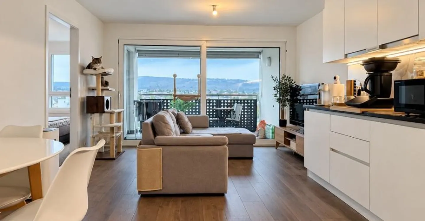 Appartement 2.5 pièces à CHF 1'110.--mois charges comprises - Foto 2 di 6