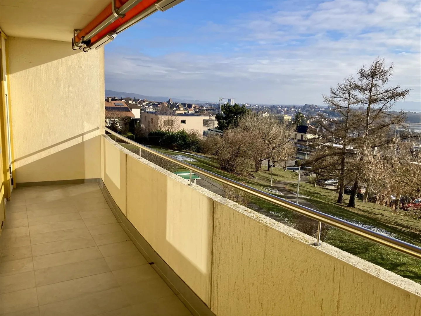 5-room apartment - Photo 3 of 8