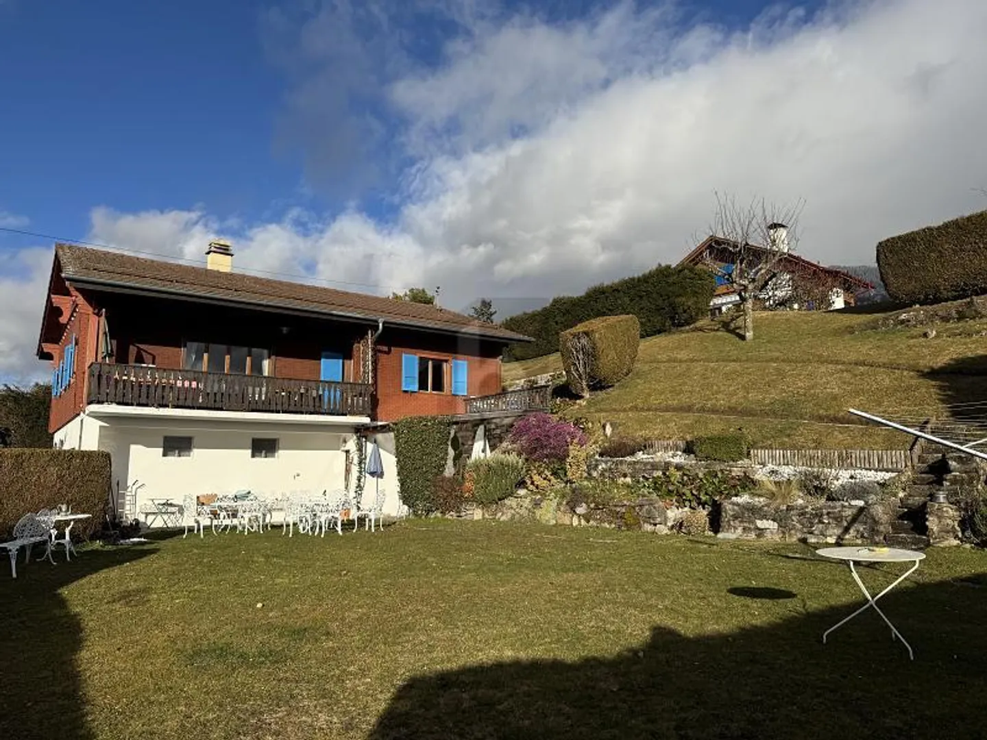 Casa singola in affitto - Foto 1 di 6