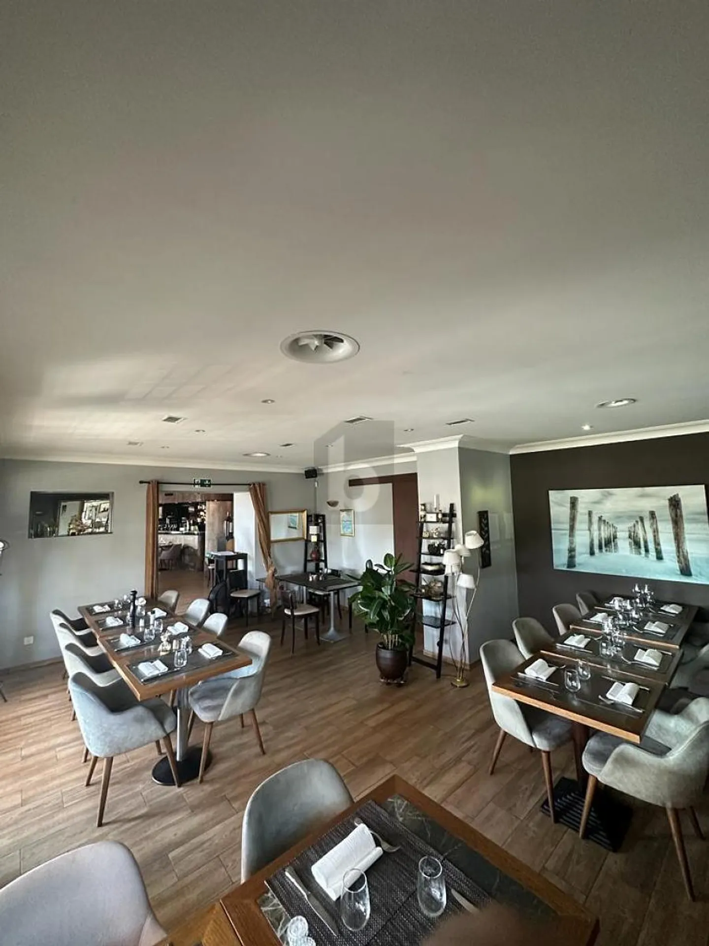 RISTORANTE CON FORTE ATTIVITÀ IN VENDITA - Foto 3 di 4
