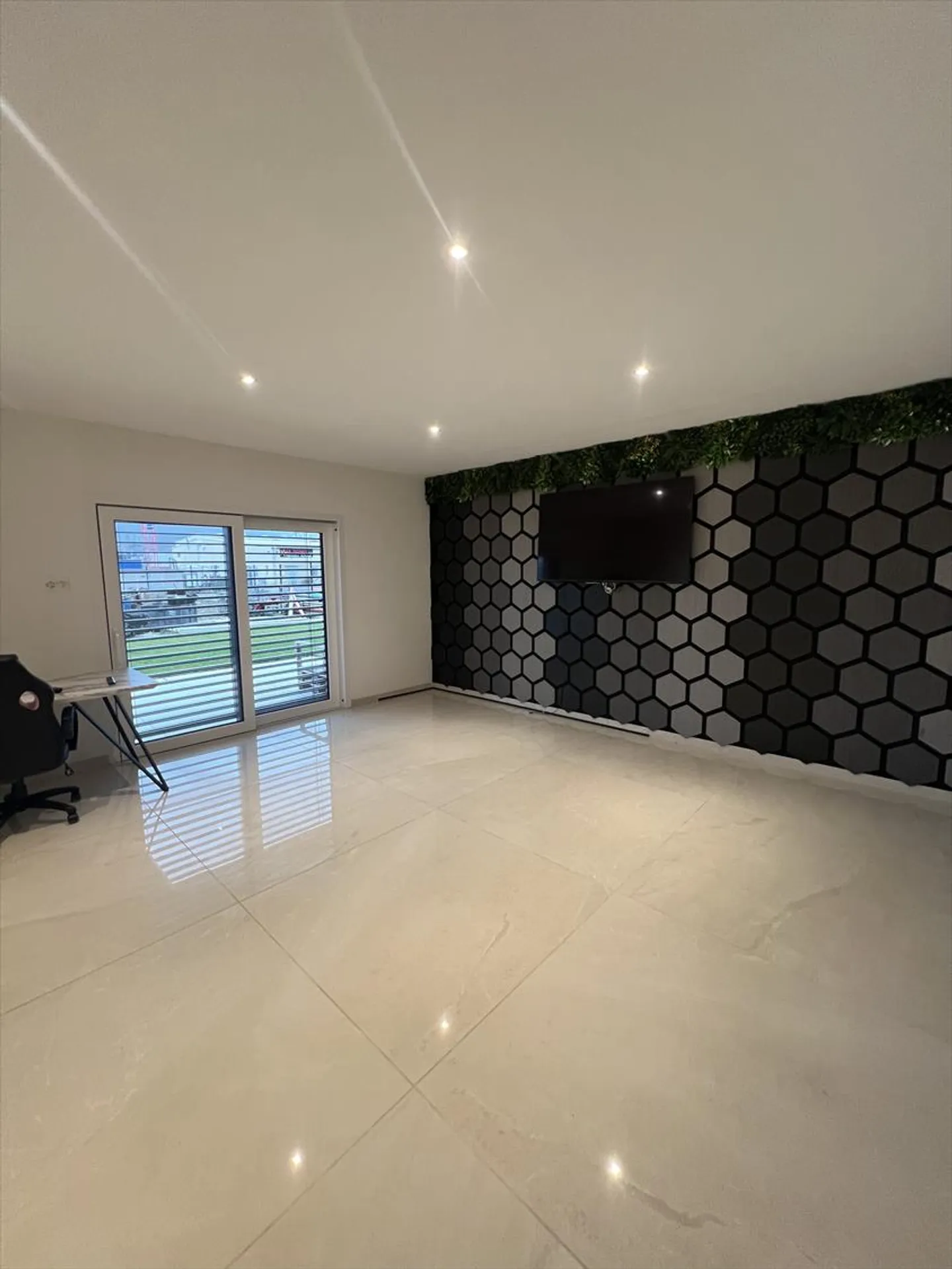 Immeuble résidentiel 15 pièces - Photo 8 sur 9