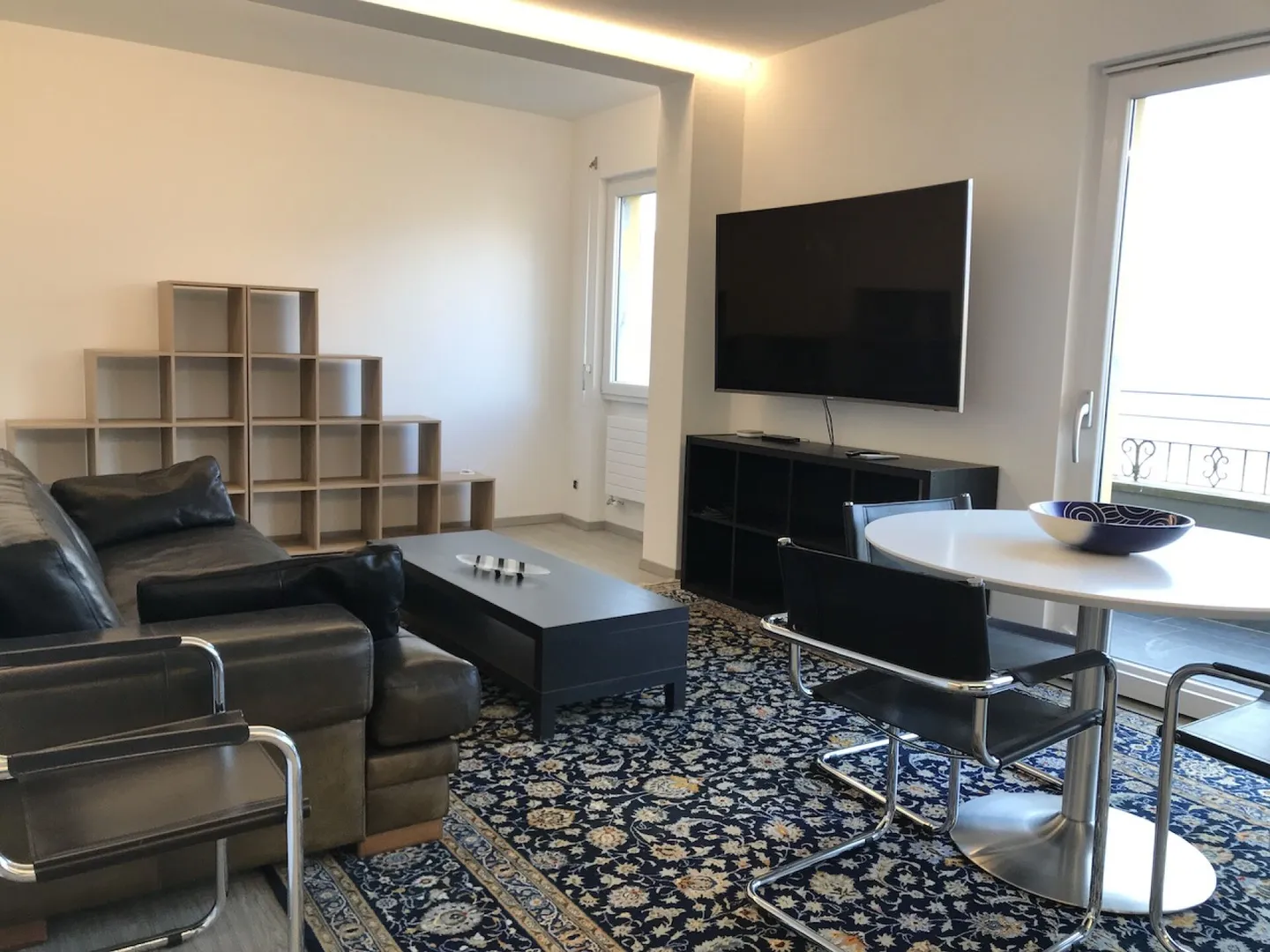 Zweifamilienhaus vollständig renoviert - Foto 3 von 13