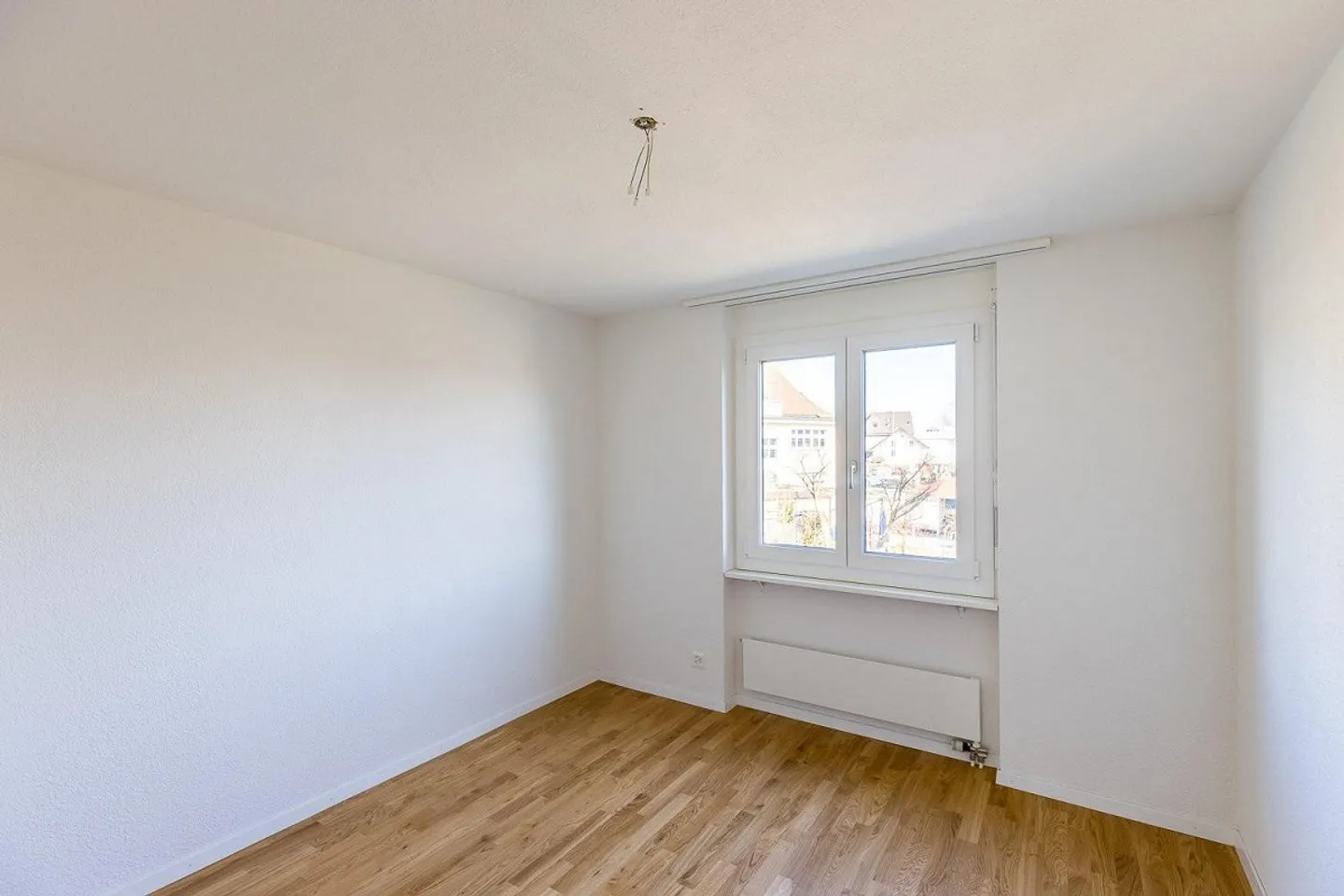 Willkimmen in the new home - Photo 5 of 10