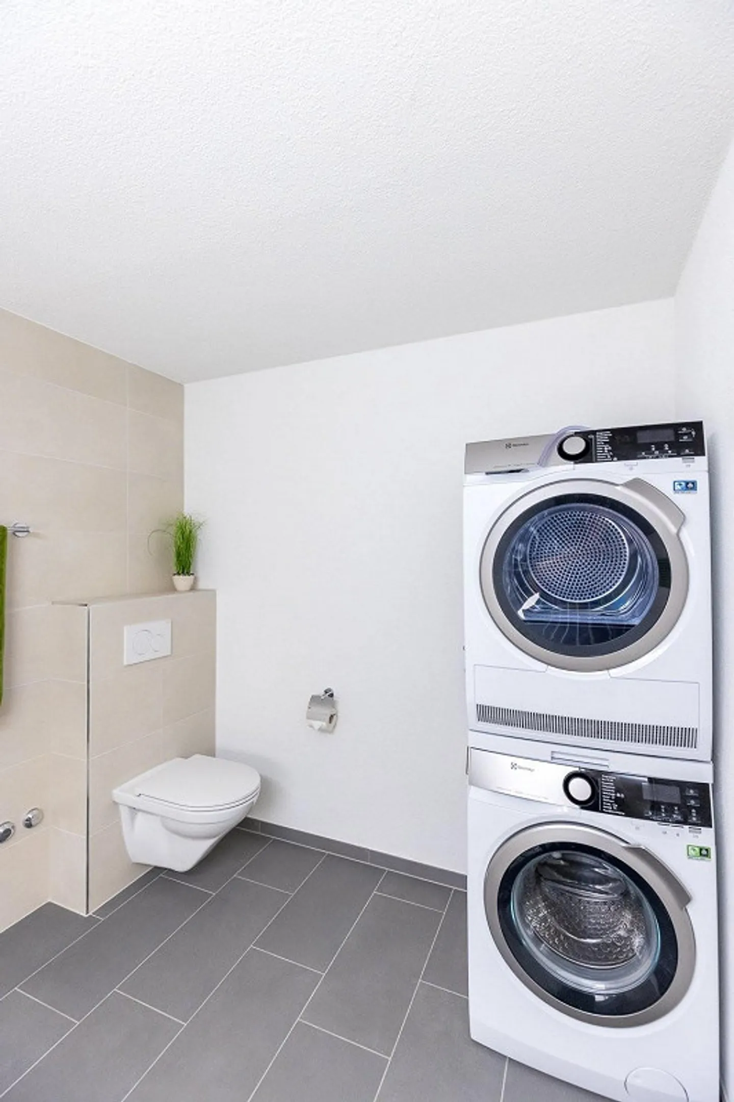 Willkimmen in the new home - Photo 8 of 10