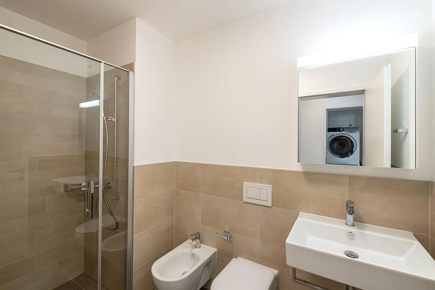 Studio moderne dans immeuble 2022 - Photo 3 sur 4