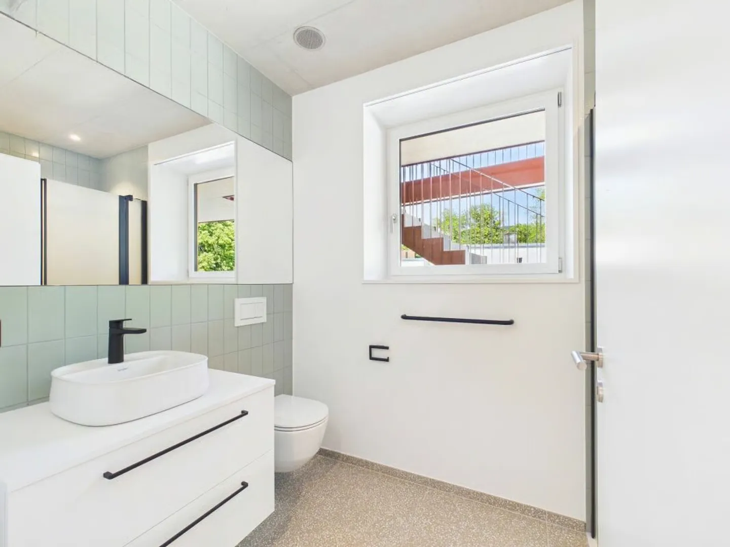 Modernes Apartment mit Aussicht - Foto 10 von 19