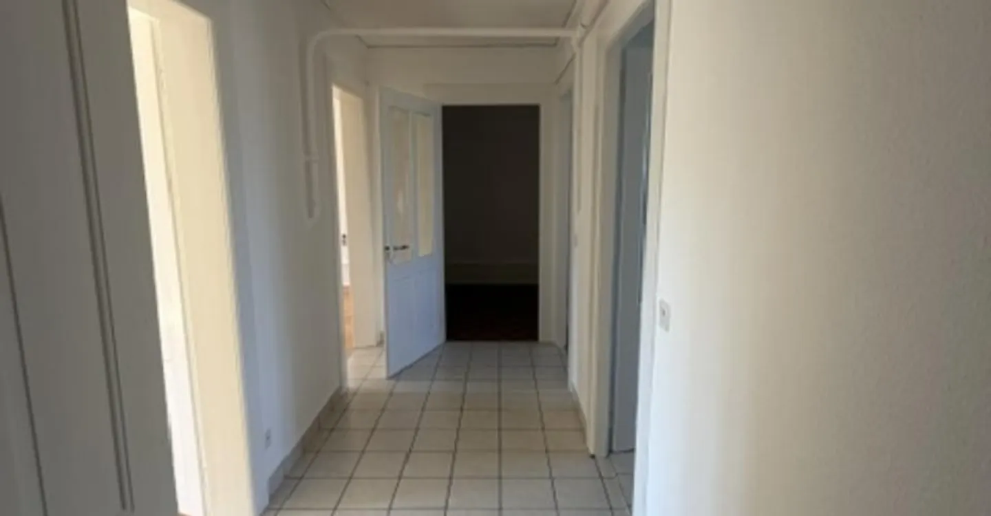 Charmant Appartement Rénové - Photo 7 sur 9