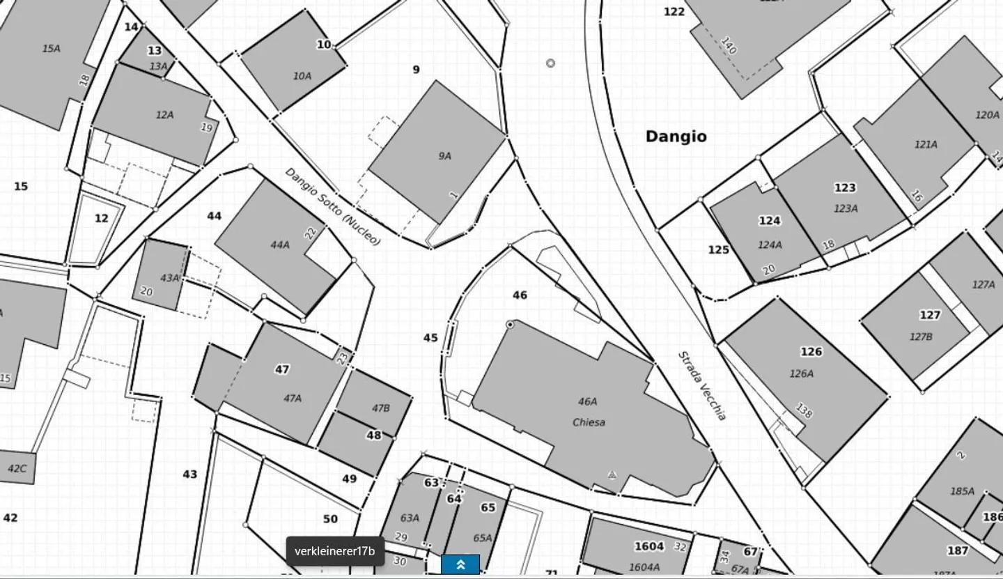 Casa ticinese di 12 stanze nel centro del villaggio da ristrutturare con giardino - Foto 38 di 39