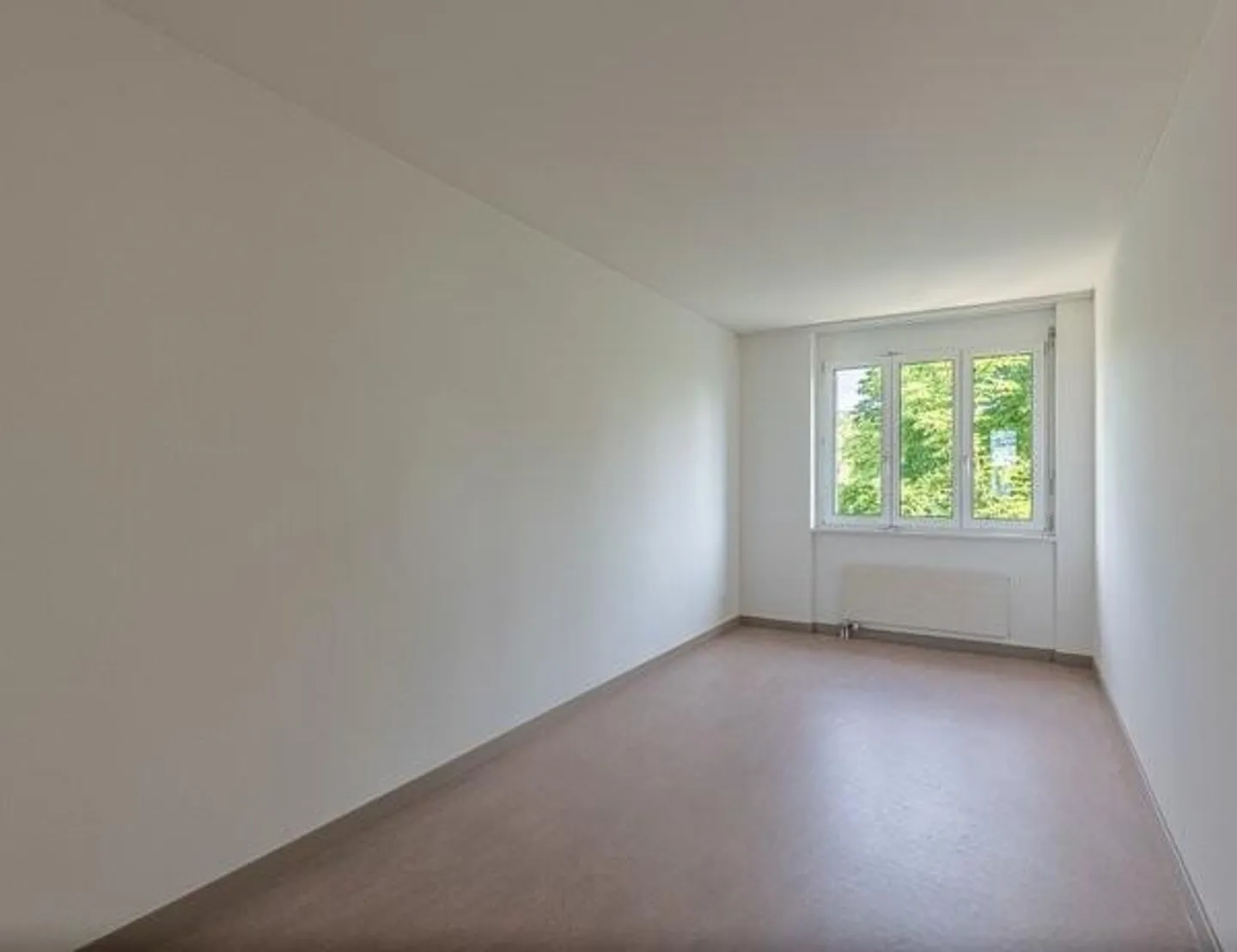 Appartement 3.5 pièces entre la gare et la Birs - Photo 7 sur 8