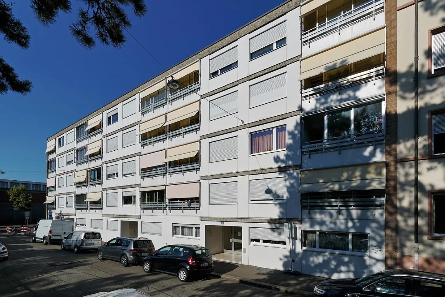 Modernes Apartment in Basel - Foto 1 von 7