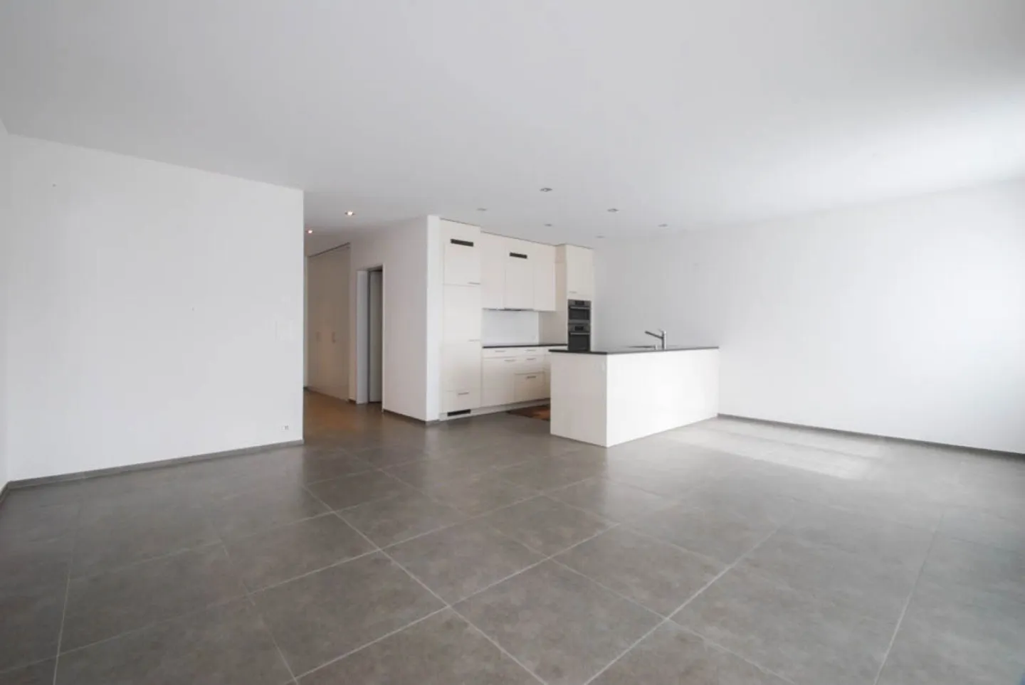 Edle Wohnung mit viel Sonne - Foto 2 di 11