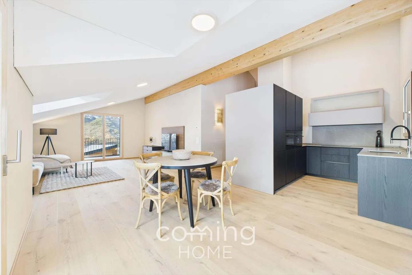 Exclusive 3.5-room penthouse apartment in Ried-Brig with panoramic views and large terrace - Photo 1 of 13