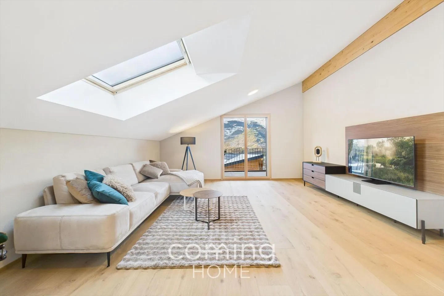 Exclusive 3.5-room penthouse apartment in Ried-Brig with panoramic views and large terrace - Photo 3 of 13