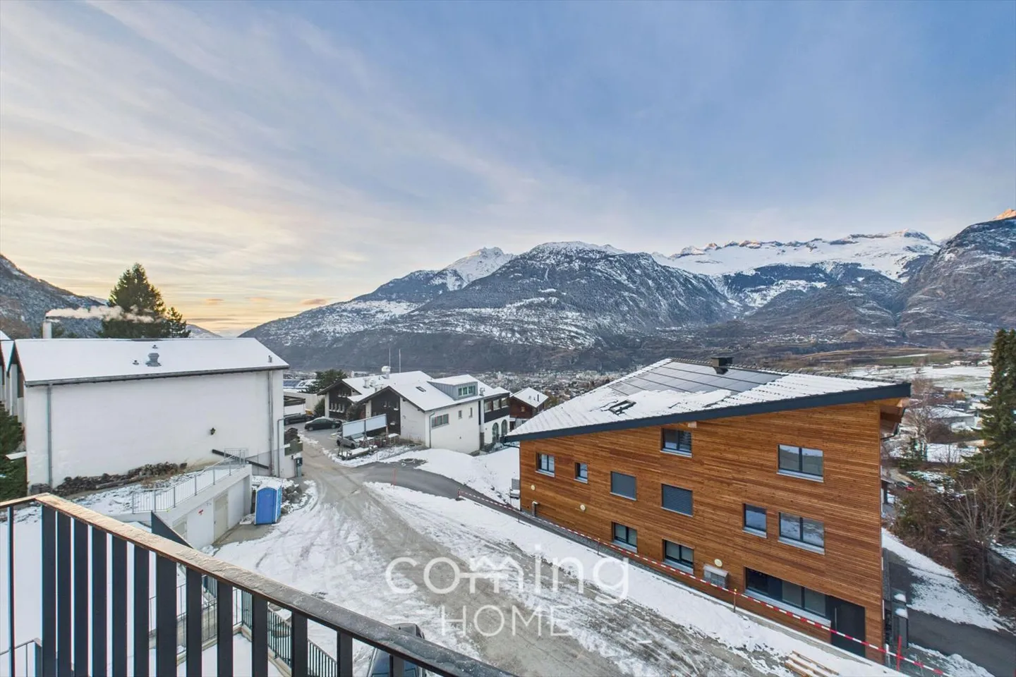 Exclusive 3.5-room penthouse apartment in Ried-Brig with panoramic views and large terrace - Photo 6 of 13