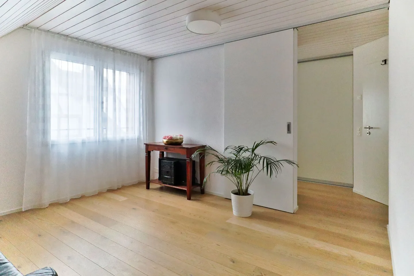 Casa bifamiliare ben tenuta di 5,5 stanze - costruita nel 2014 - con vista fantastica - Foto 6 di 17