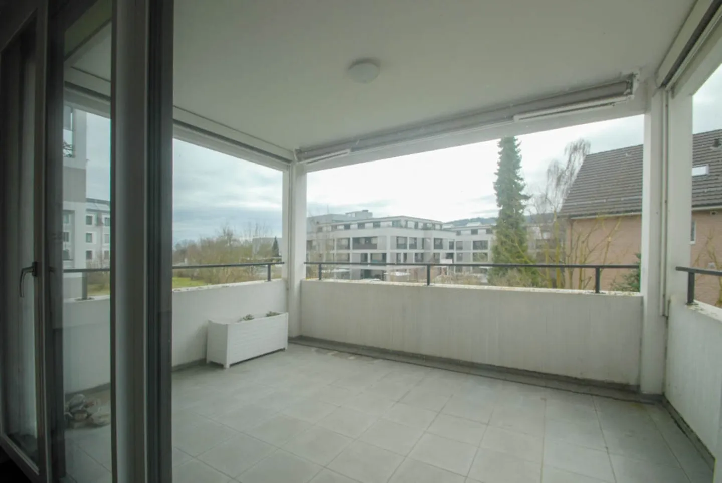 Edle Wohnung mit viel Sonne - Foto 9 di 11