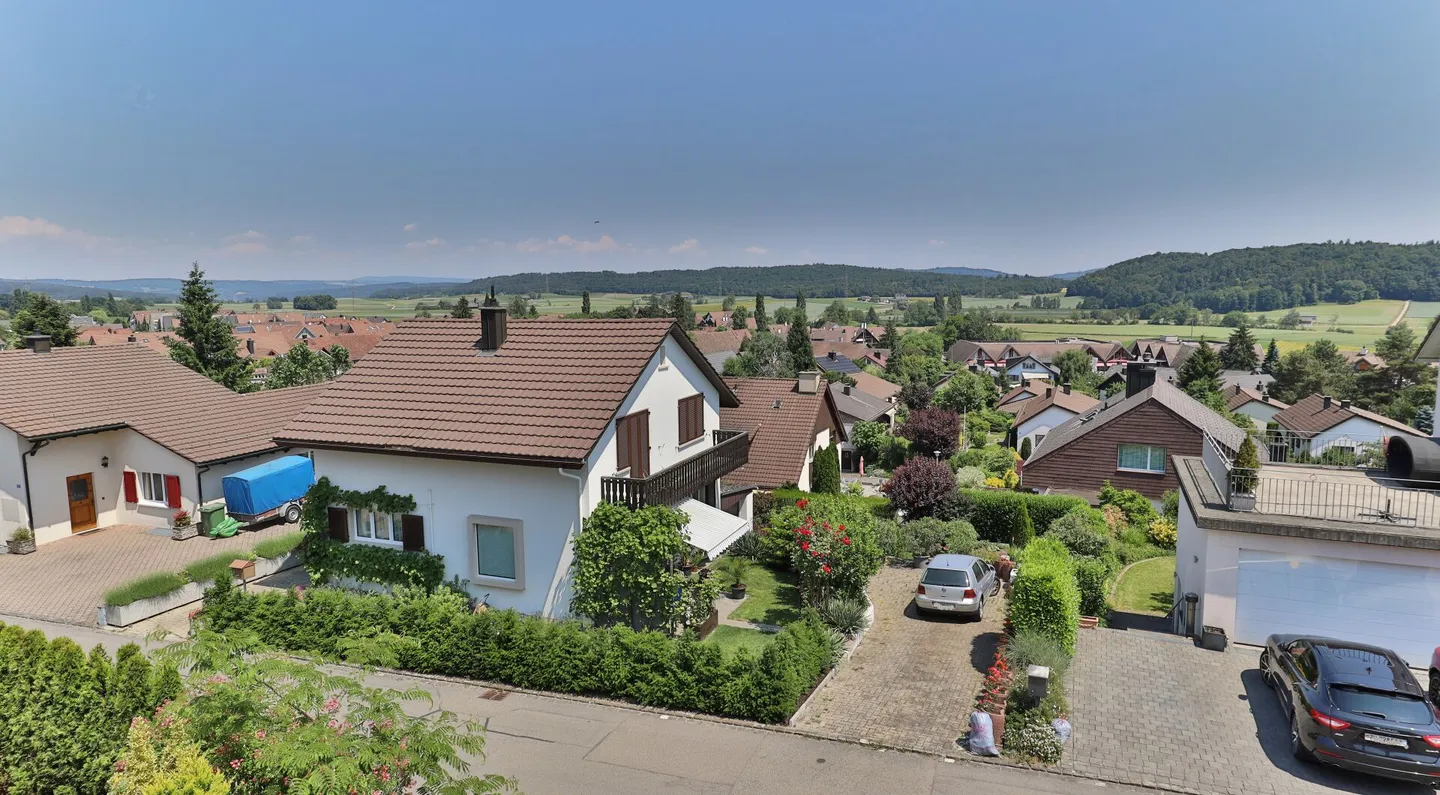 Casa bifamiliare ben tenuta di 5,5 stanze - costruita nel 2014 - con vista fantastica - Foto 17 di 17
