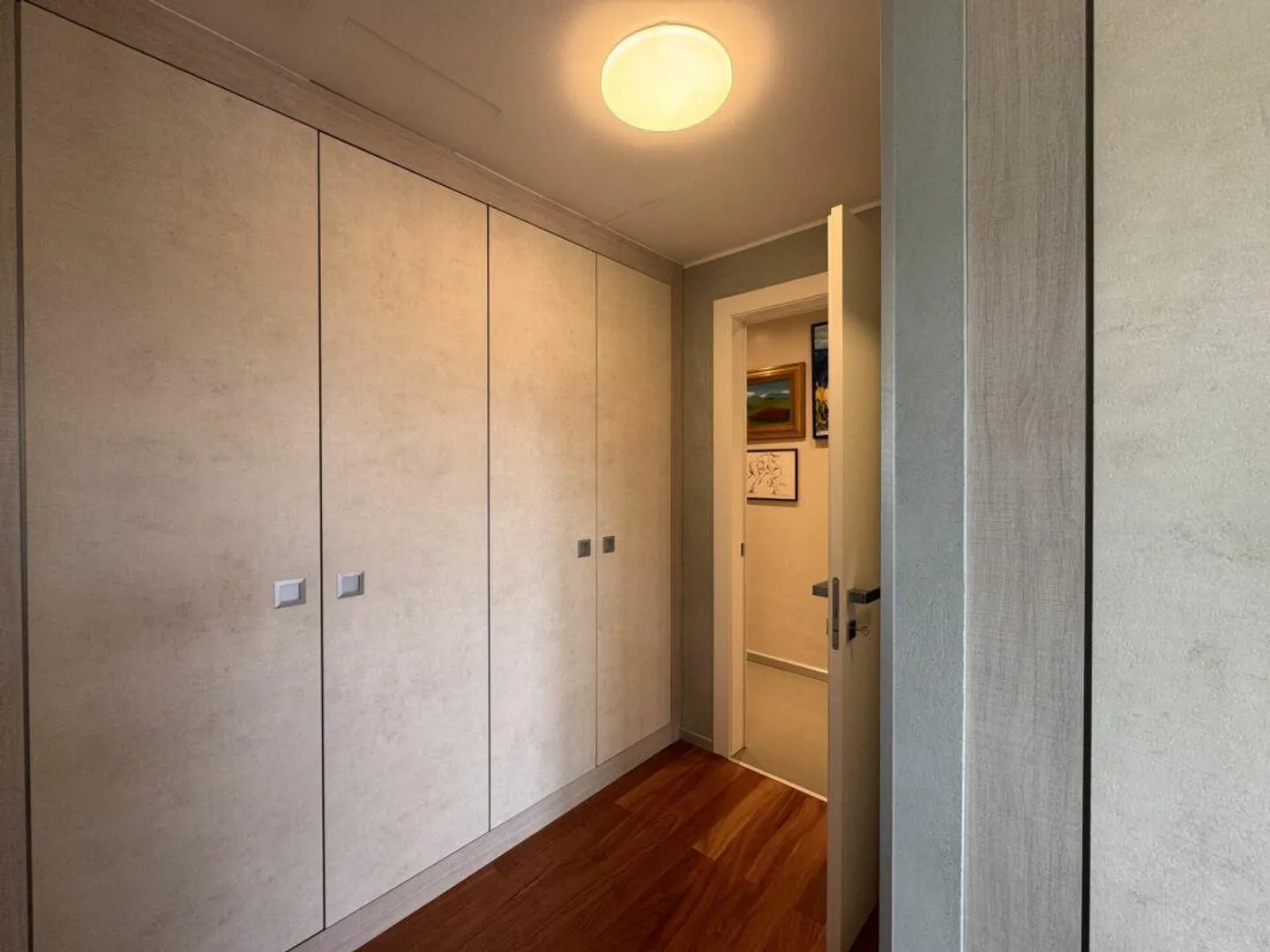 PARADISO | 6 PIÈCES AVEC TERRASSE DE 109 M2 VUE PANORAMIQUE SUR LE LAC ET LE GOLFE DE LUGANO - Photo 5 sur 7