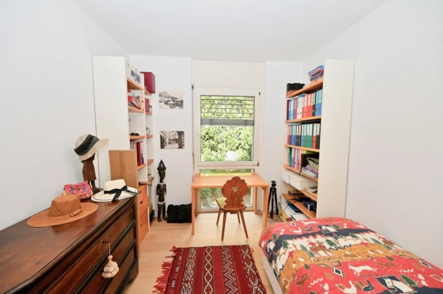 Elegance and Character Triplex Apartment with Panoramic View - Photo 12 of 17