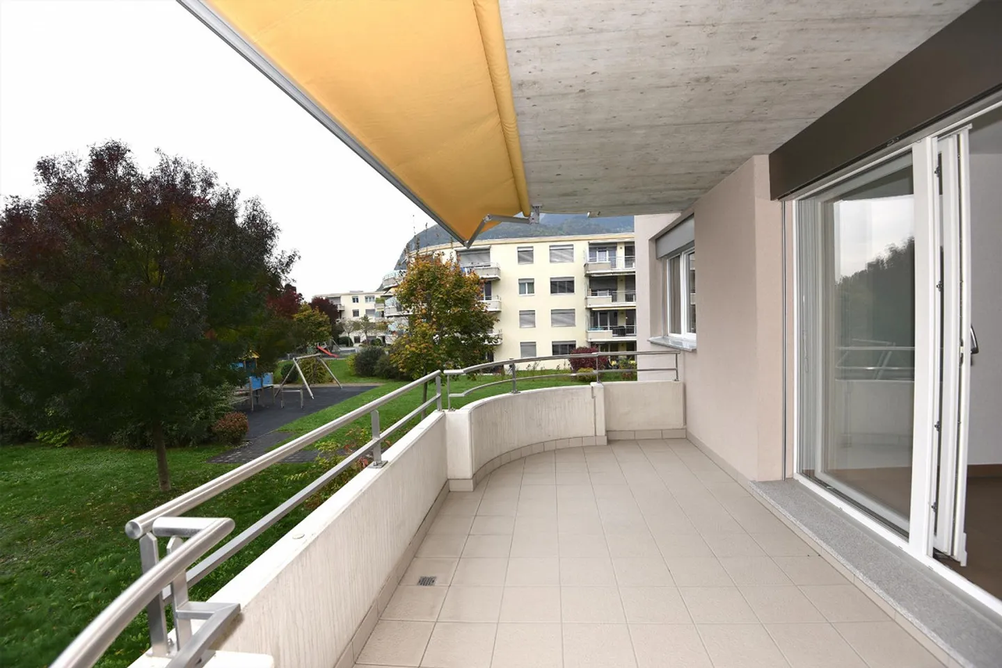 Bel appartement avec grand balcon - Photo 5 sur 5