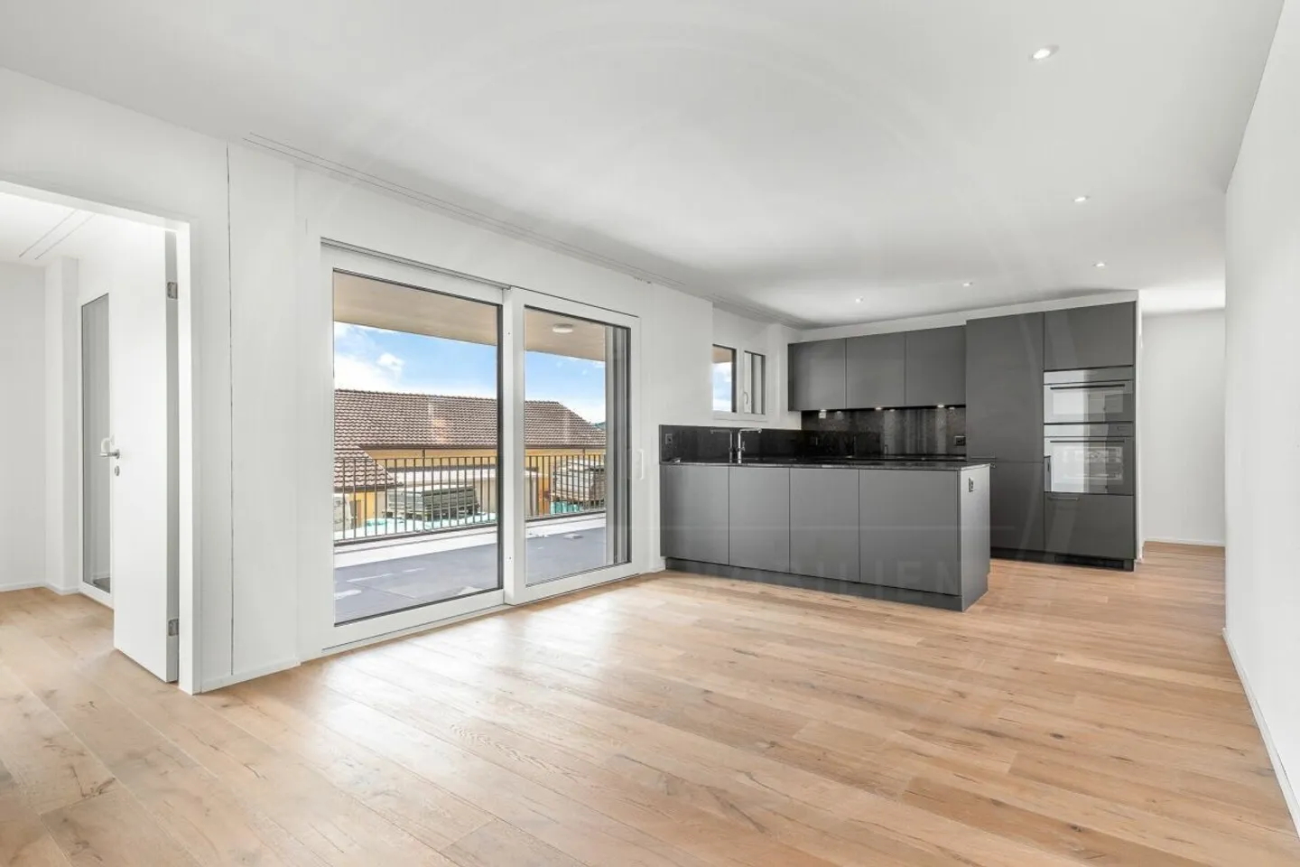 RISERVATO - Luminoso appartamento di 3½ locali con balcone a Seengen, a bassa tassazione: Ora a un prezzo imbattibile - Foto 4 di 14