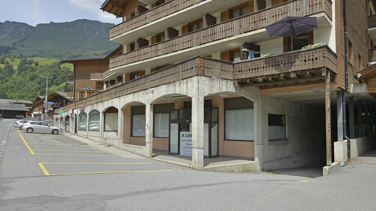 Espace de vente de 755 m² au cœur des Diablerets - Unique G... - Photo 6 sur 13