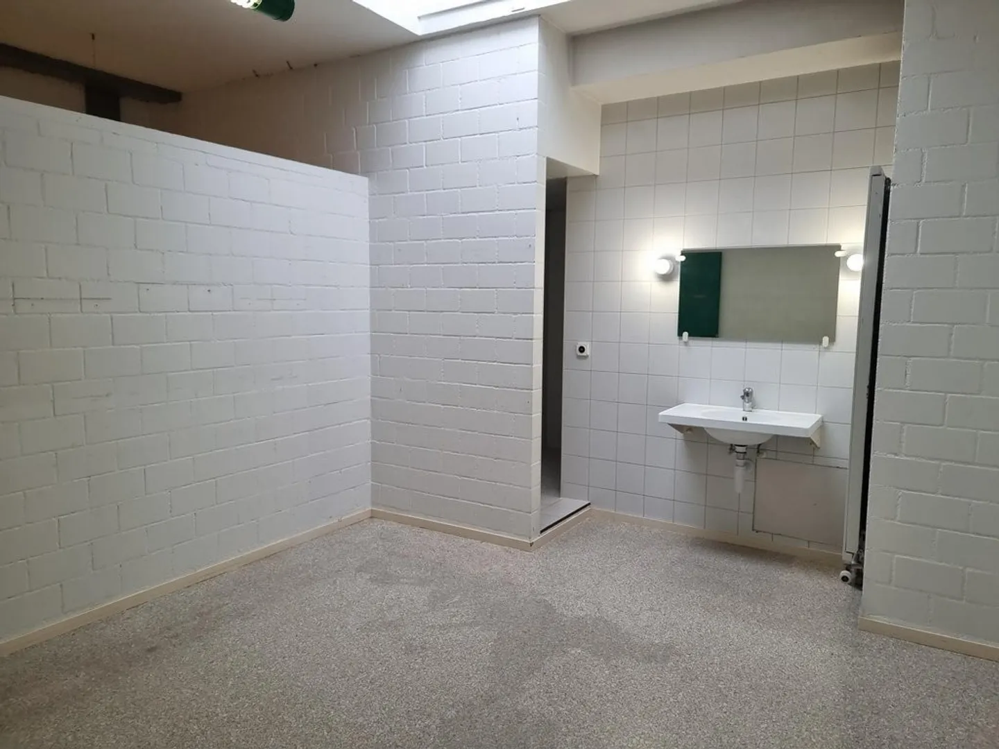 Spazio commerciale - Foto 2 di 7