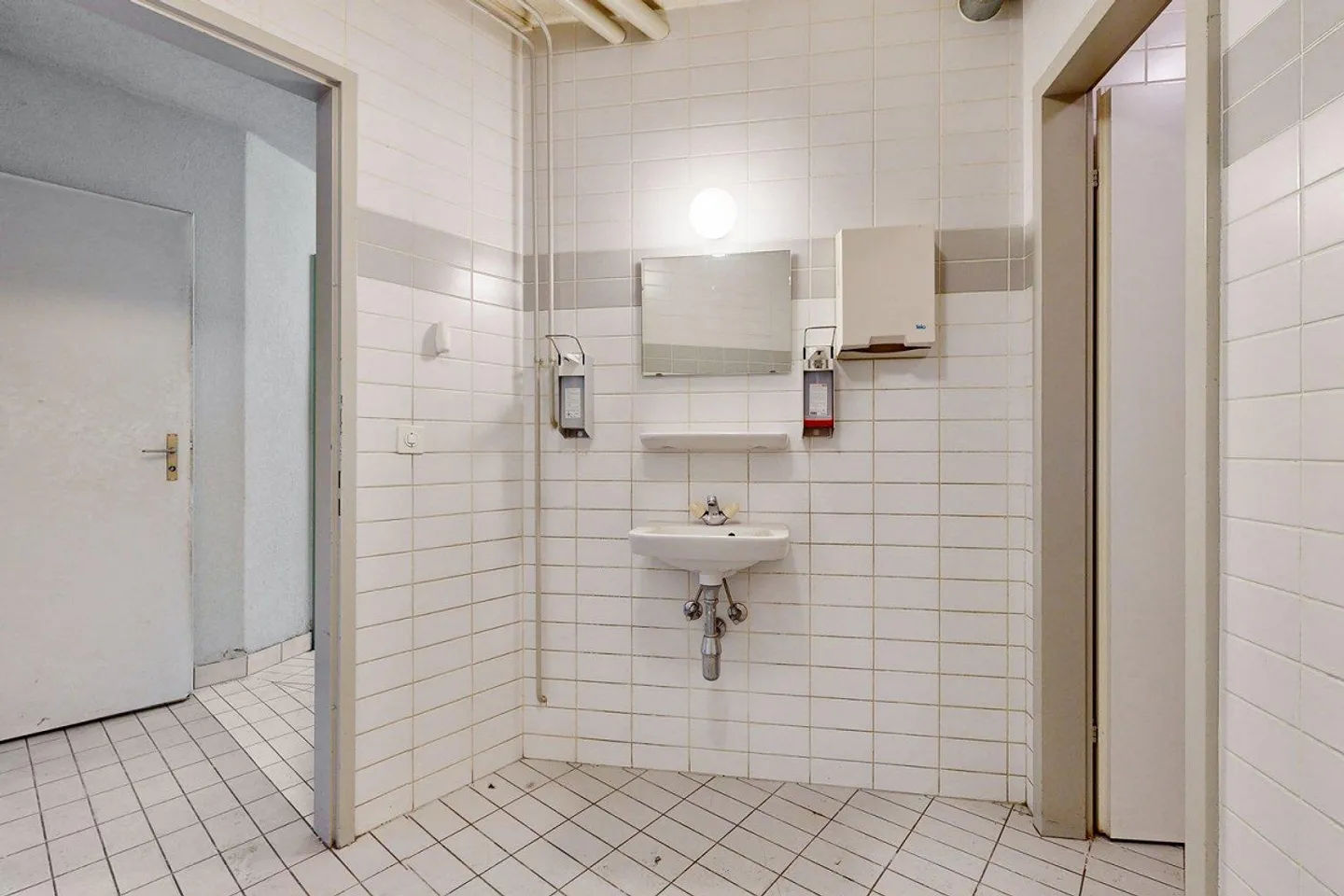 Espace de vente de 755 m² au cœur des Diablerets - Unique G... - Photo 12 sur 13