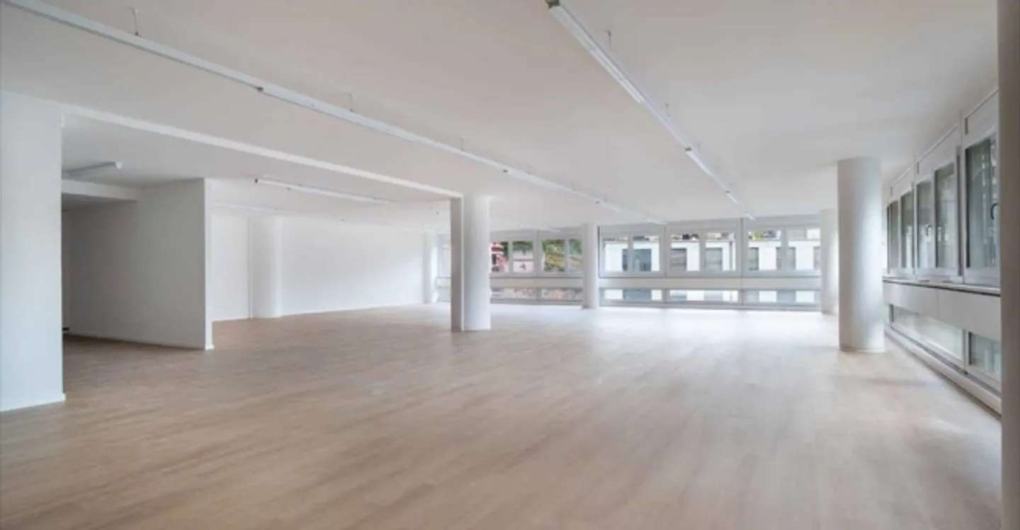 Spazi Commerciali Moderni - Foto 7 di 7