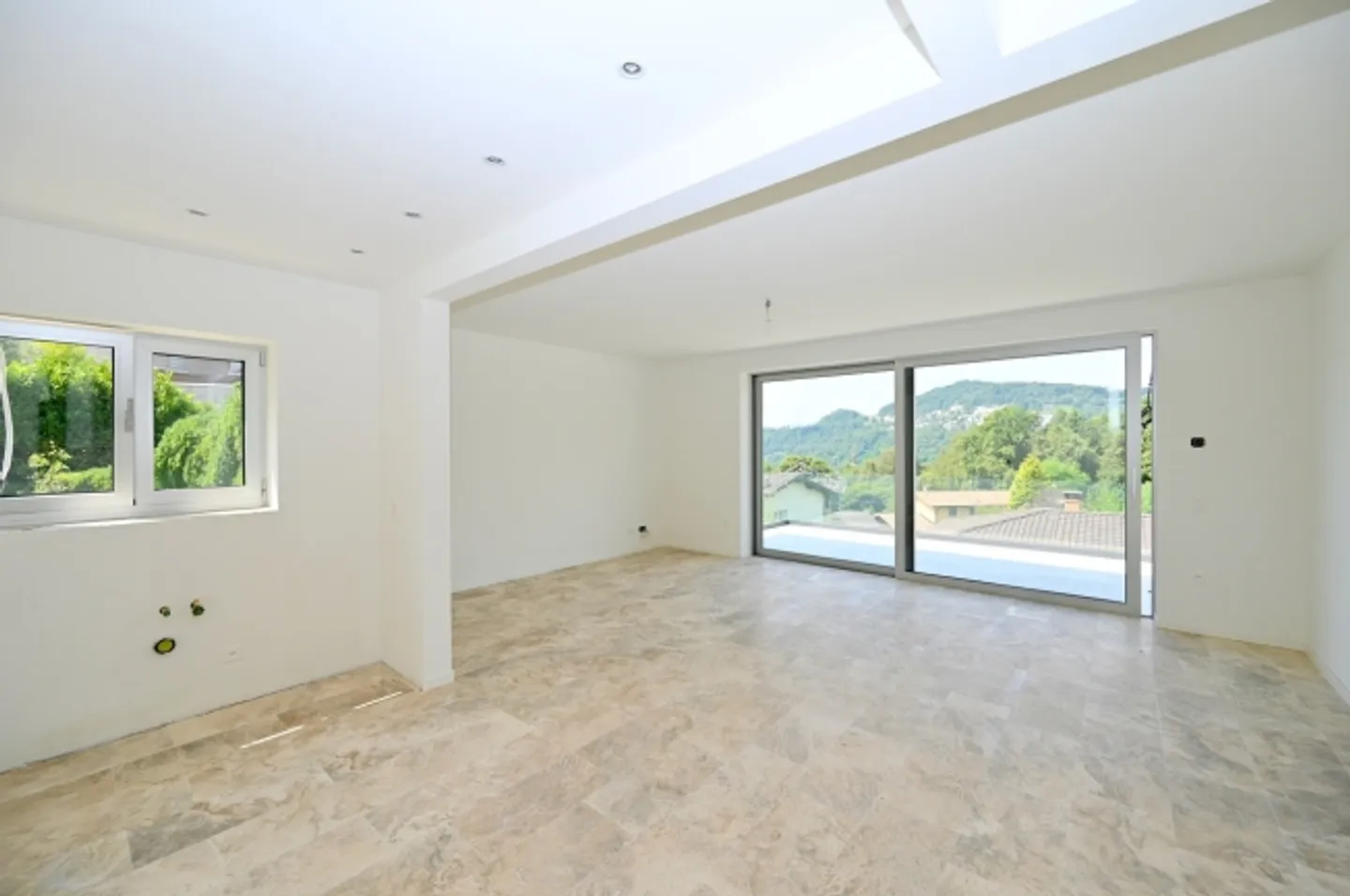 «Komplett renoviertes Haus mit Pool in Carabia» - Foto 5 von 12