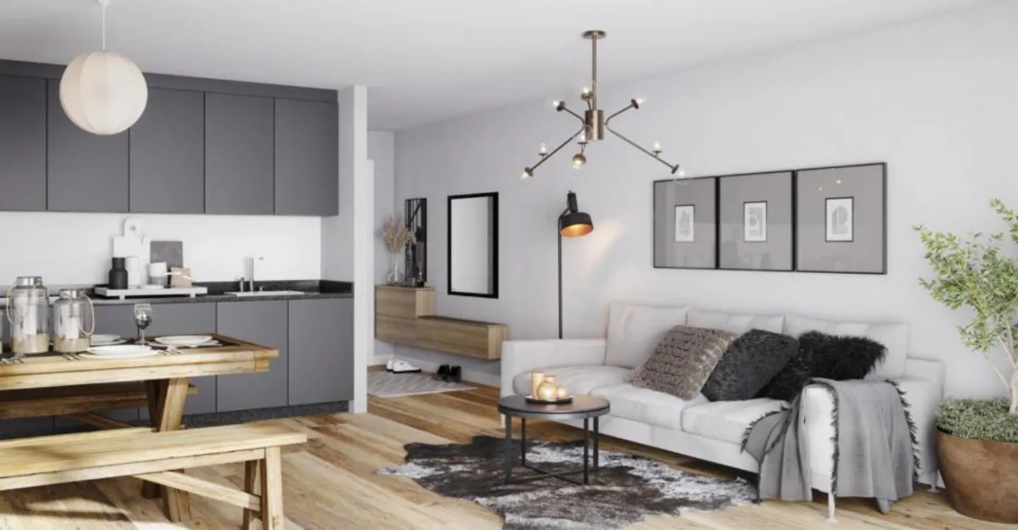 New apartment in primary residence - Photo 3 of 9