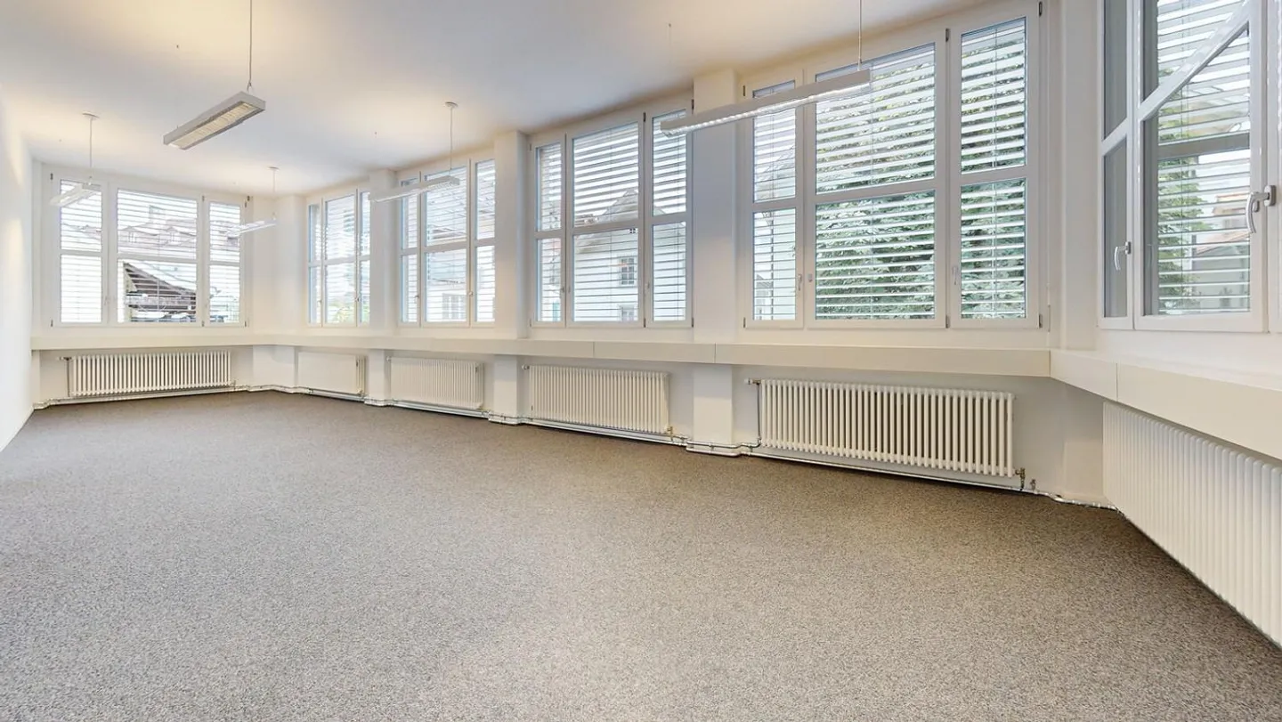 Office space for rent in Selveareal Thun! - Photo 3 of 7
