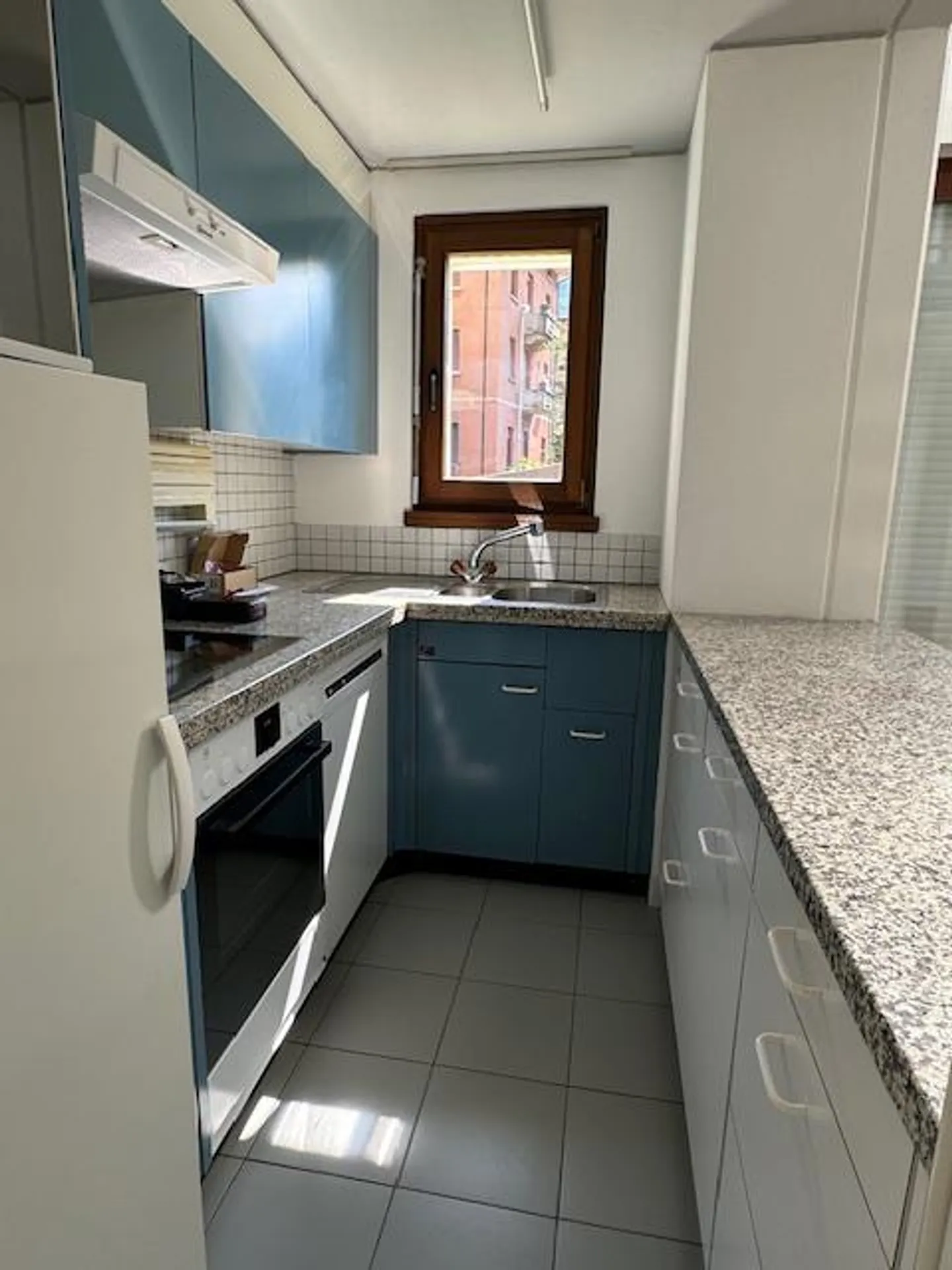 Casa familiare moderna con vista sulla cascata - Foto 6 di 15