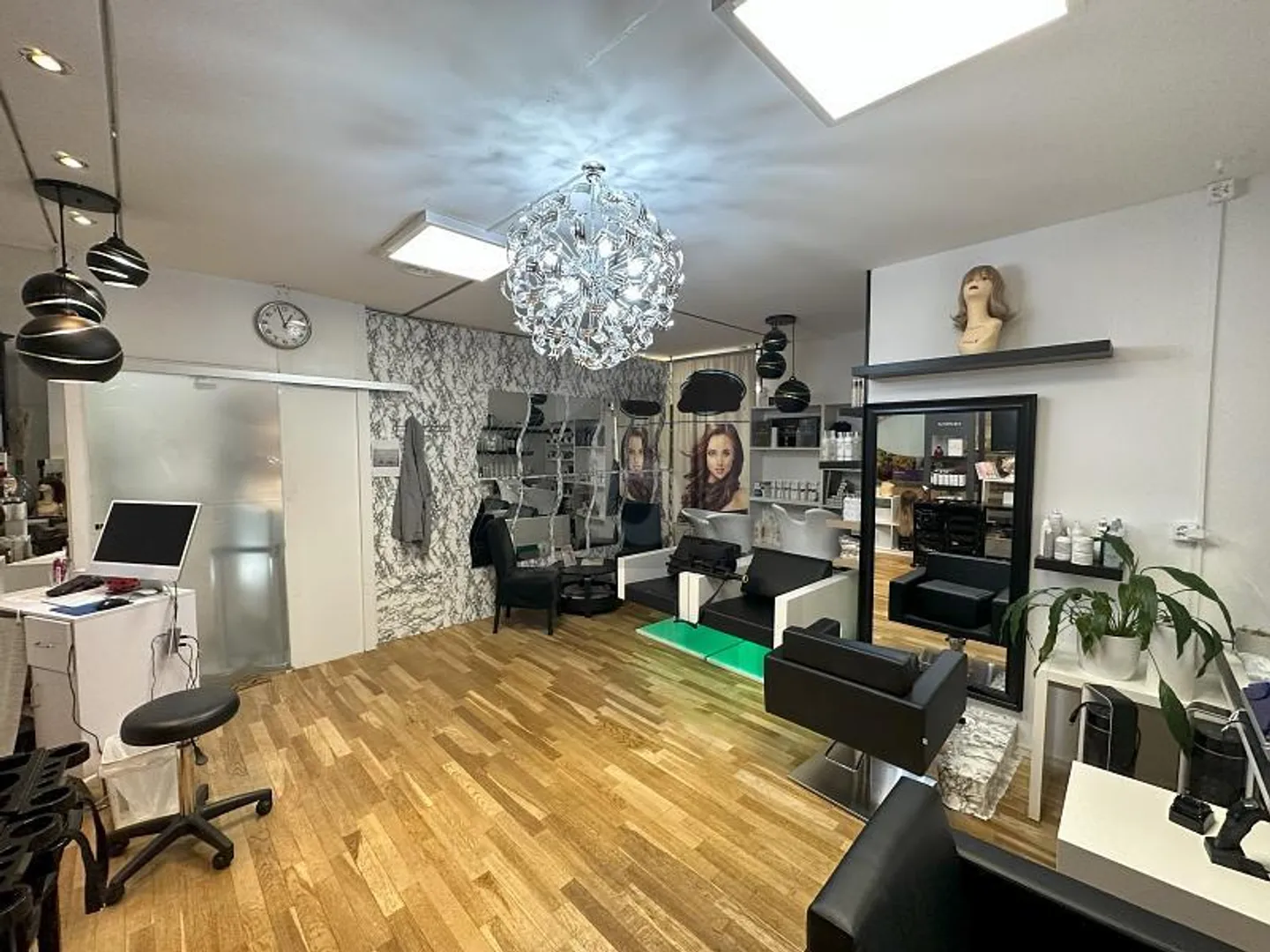 NEL CUORE DEL CENTRO CITTADINO - Foto 2 di 4