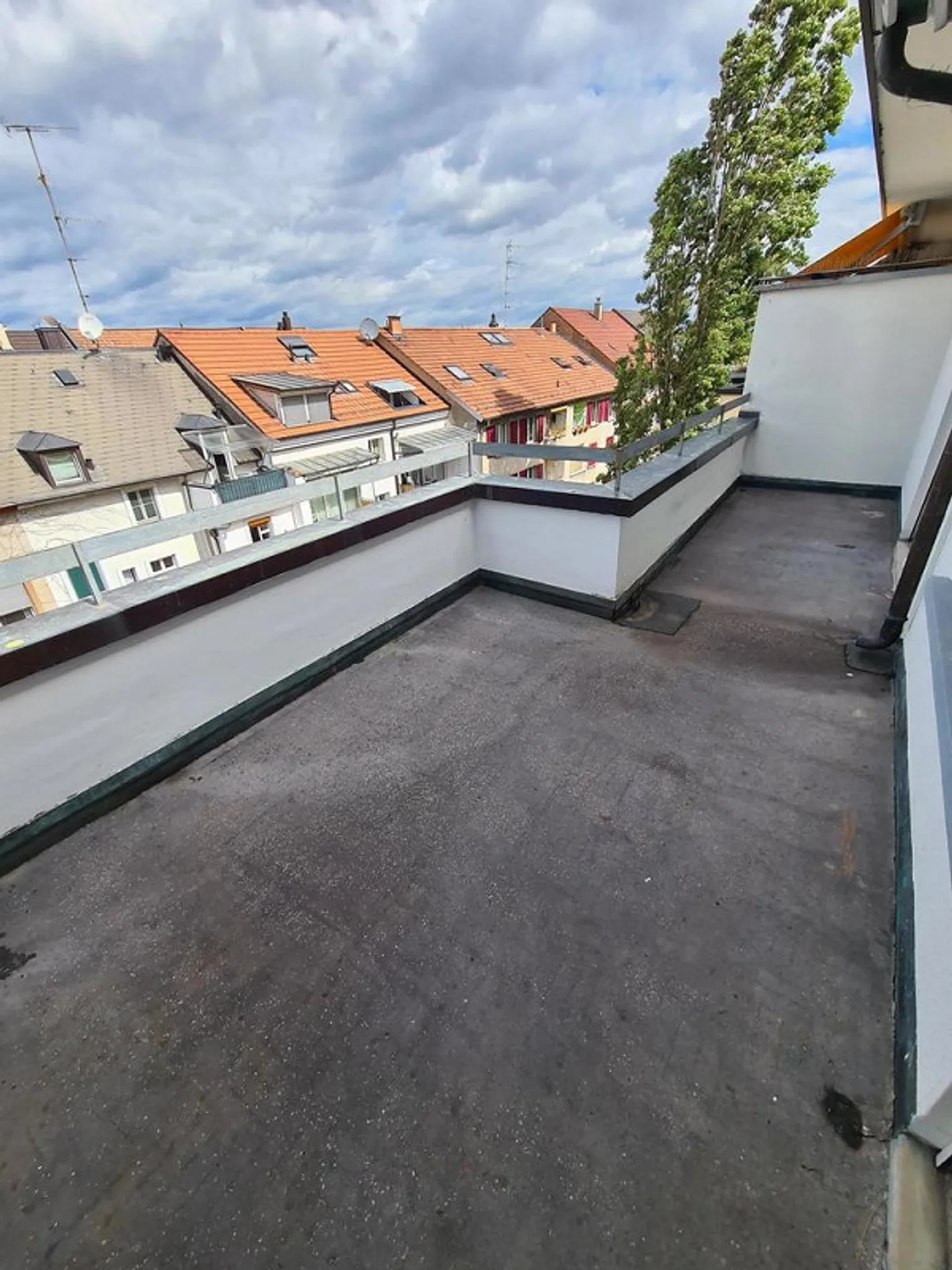 Penthouse avec grande terrasse - Photo 2 sur 8