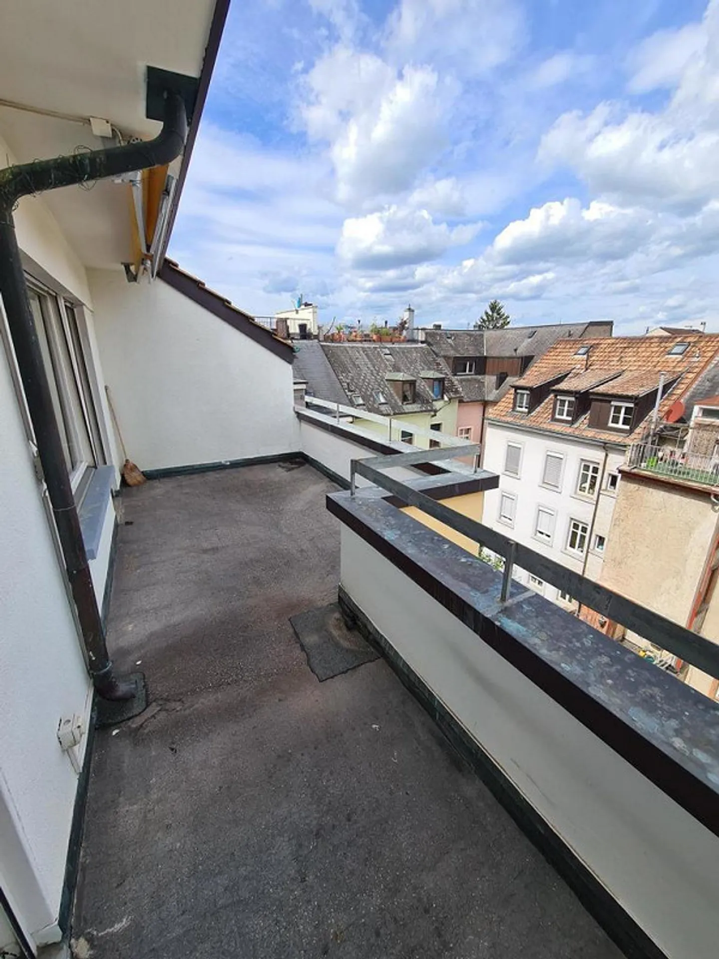 Penthouse avec grande terrasse - Photo 3 sur 8