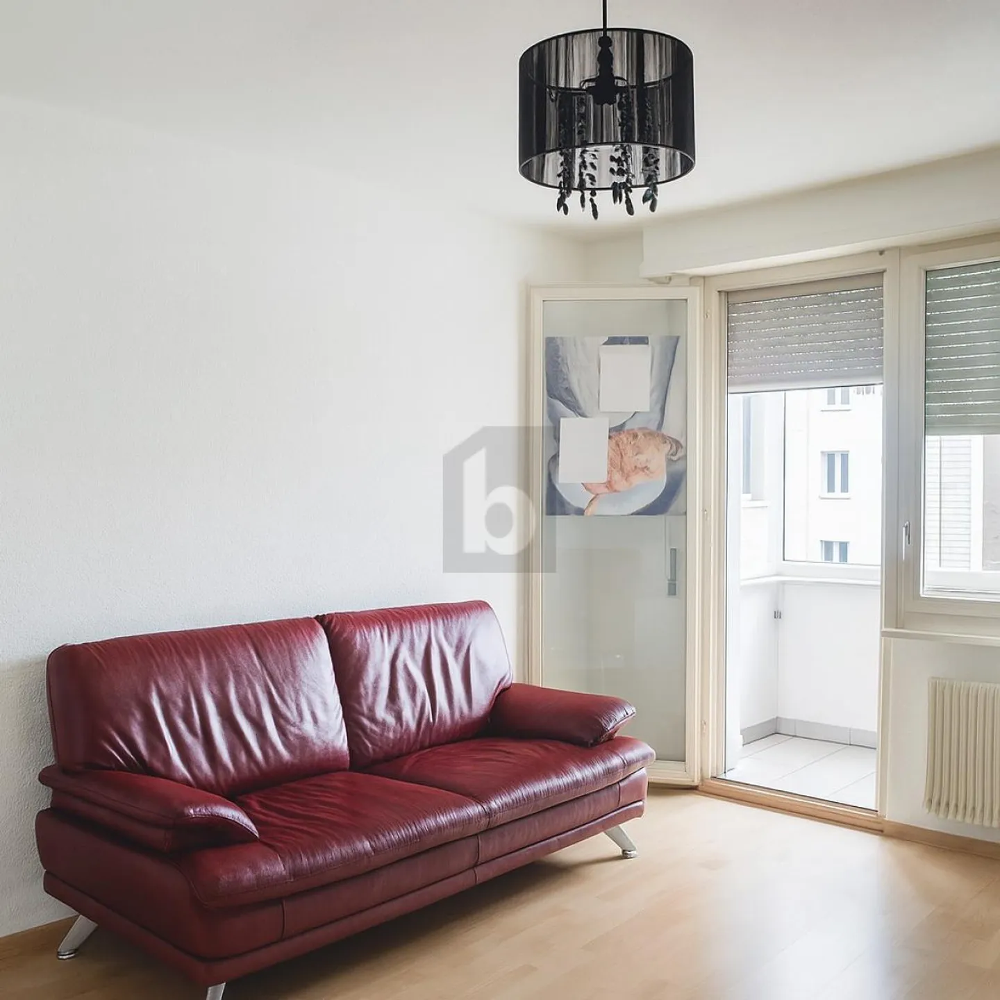 Charming 2.5-Room Apartment - Photo 3 of 6