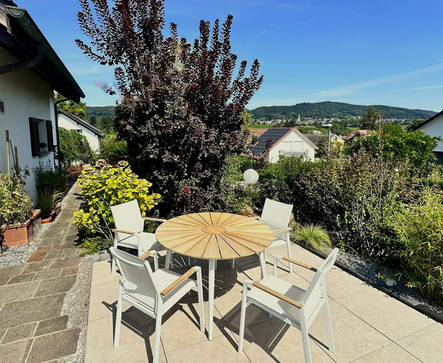 Residential Jewel in a Quiet Oasis & Building Plot as Zen Garden - Photo 15 of 27