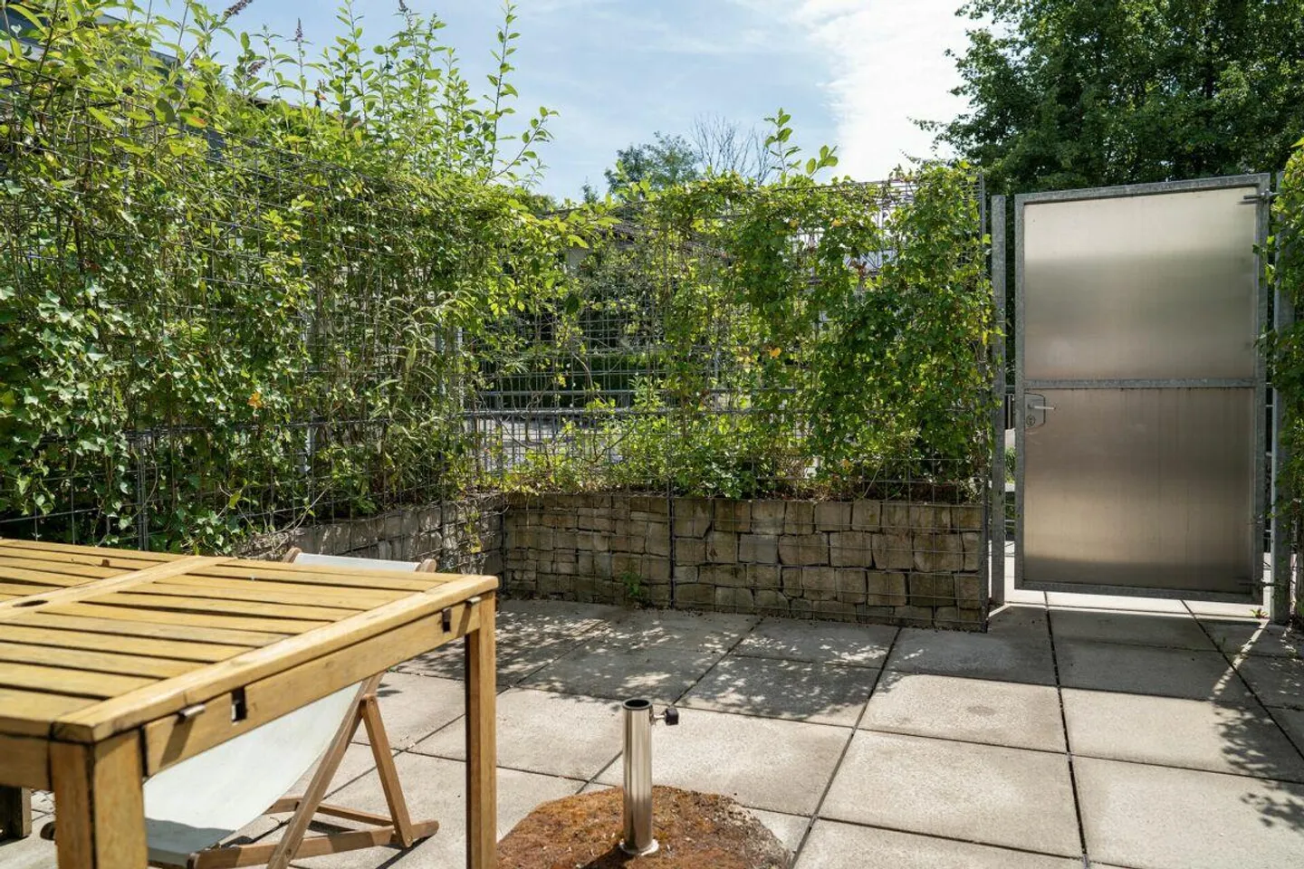 Appartement moderne 1.5 pièces avec terrasse - Photo 6 sur 7