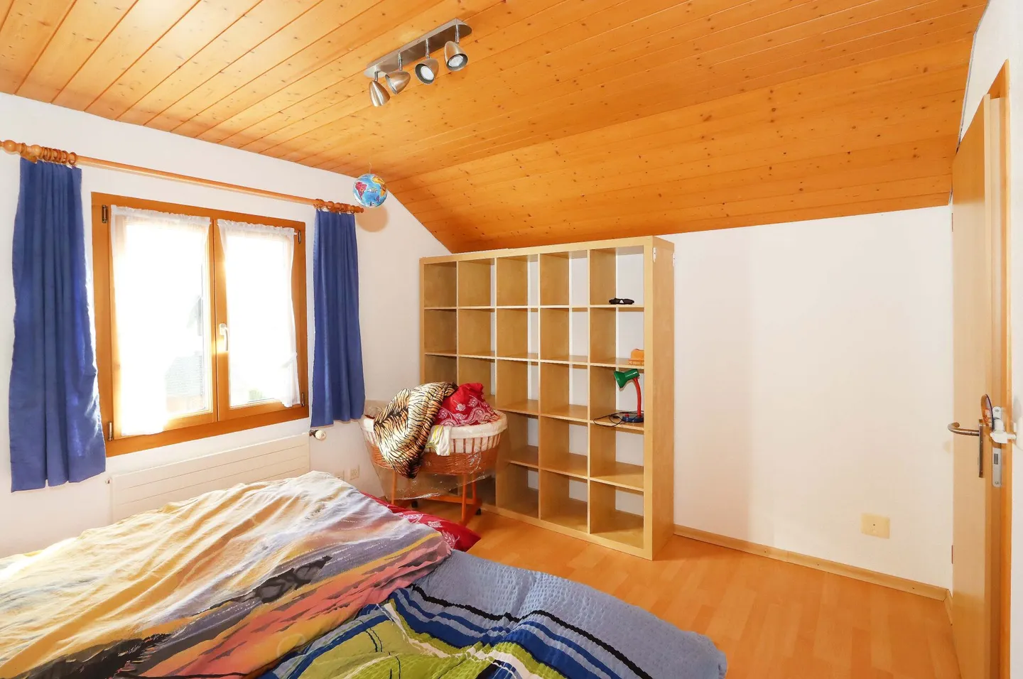 Detached single-family house with garden in a sunny and family-friendly location in Tuggen SZ - Photo 10 of 20