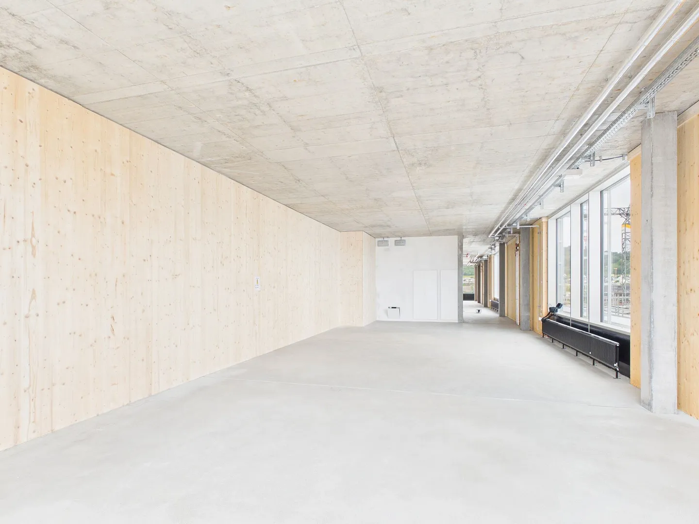 Modern Office in Zurich's Kochquartier - Photo 8 of 16