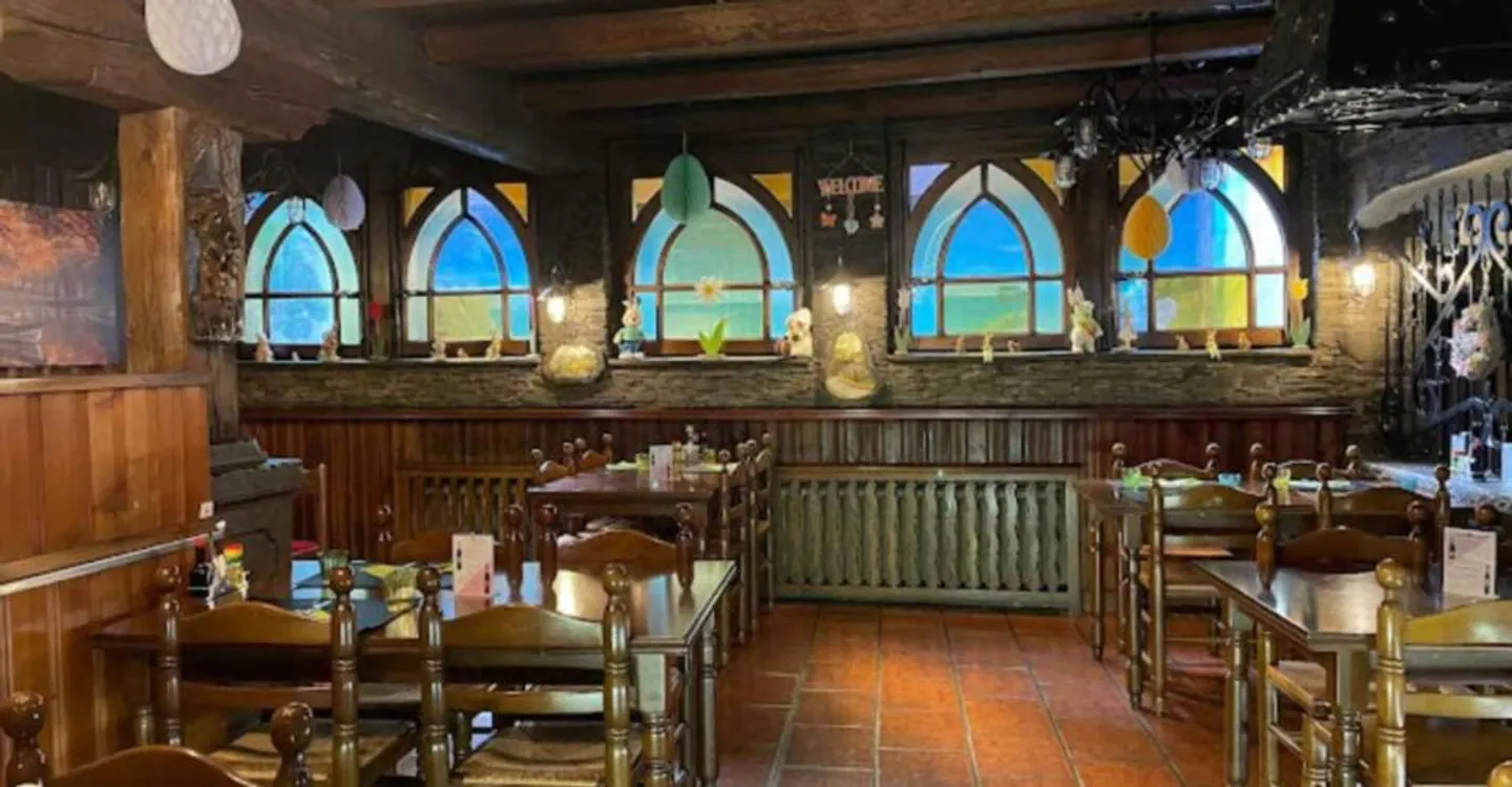 A historic restaurant! A soul! 530 m² - Photo 4 of 10