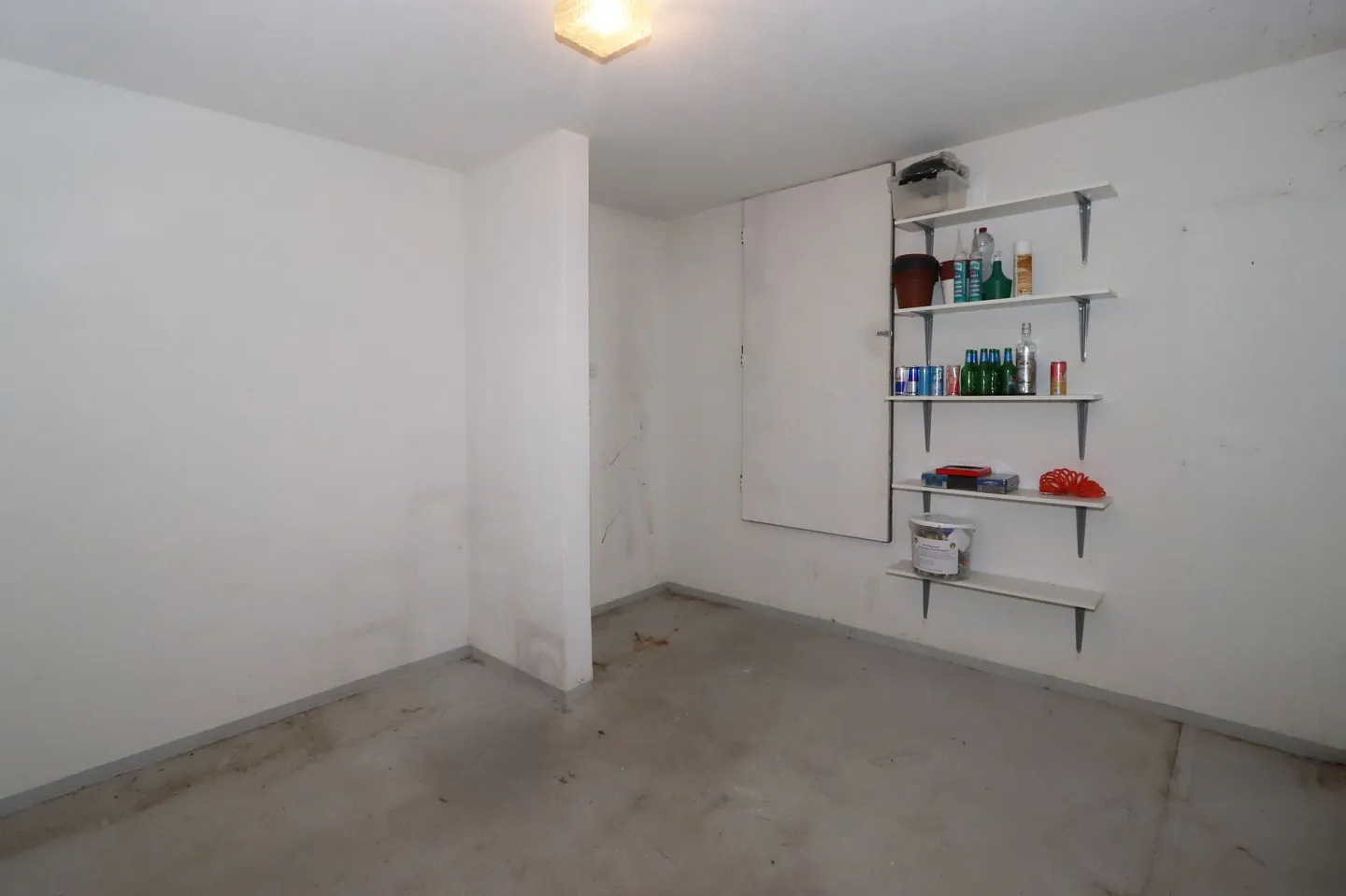 Detached single-family house with garden in a sunny and family-friendly location in Tuggen SZ - Photo 17 of 20