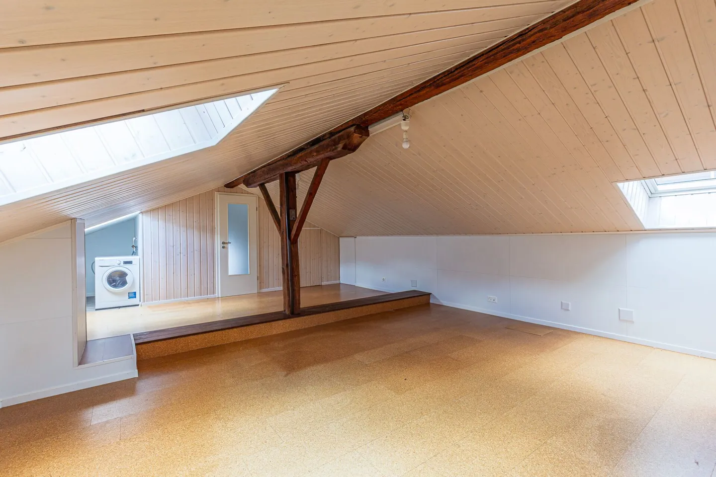 3-Zimmer-Wohnung + Dachboden in einem Einfamilienhaus... - Foto 13 von 14