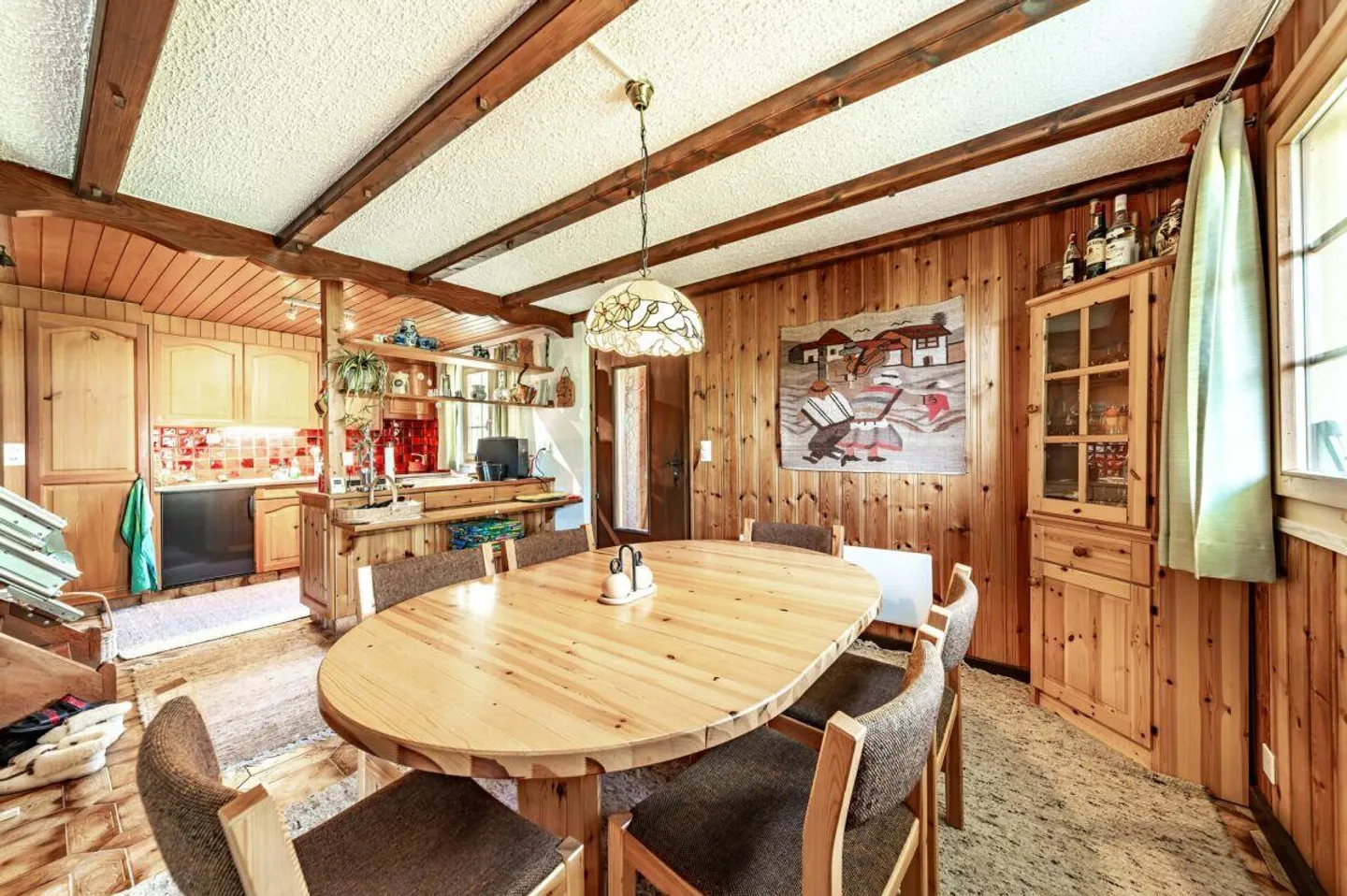 Charming Chalet with Stunning Views - Photo 9 of 30