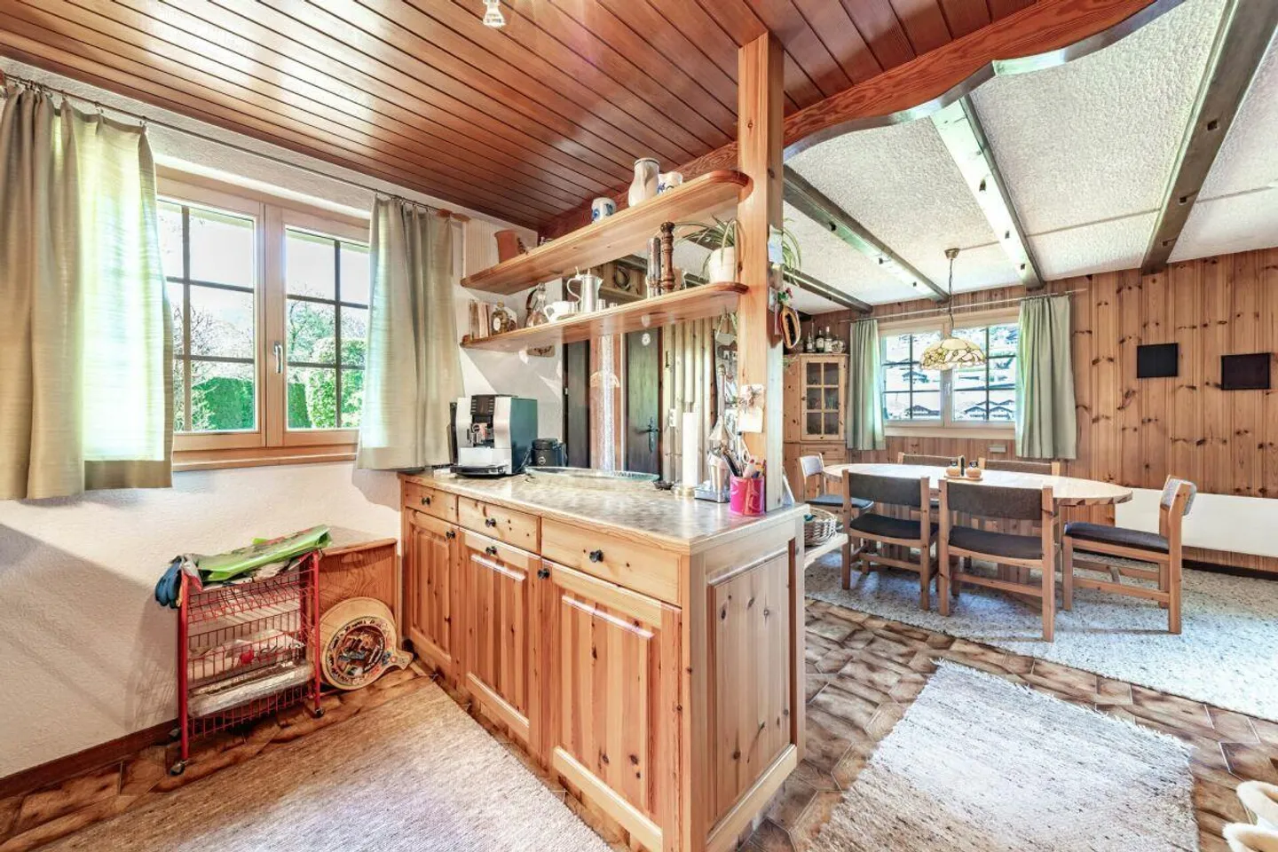 Charming Chalet with Stunning Views - Photo 13 of 30