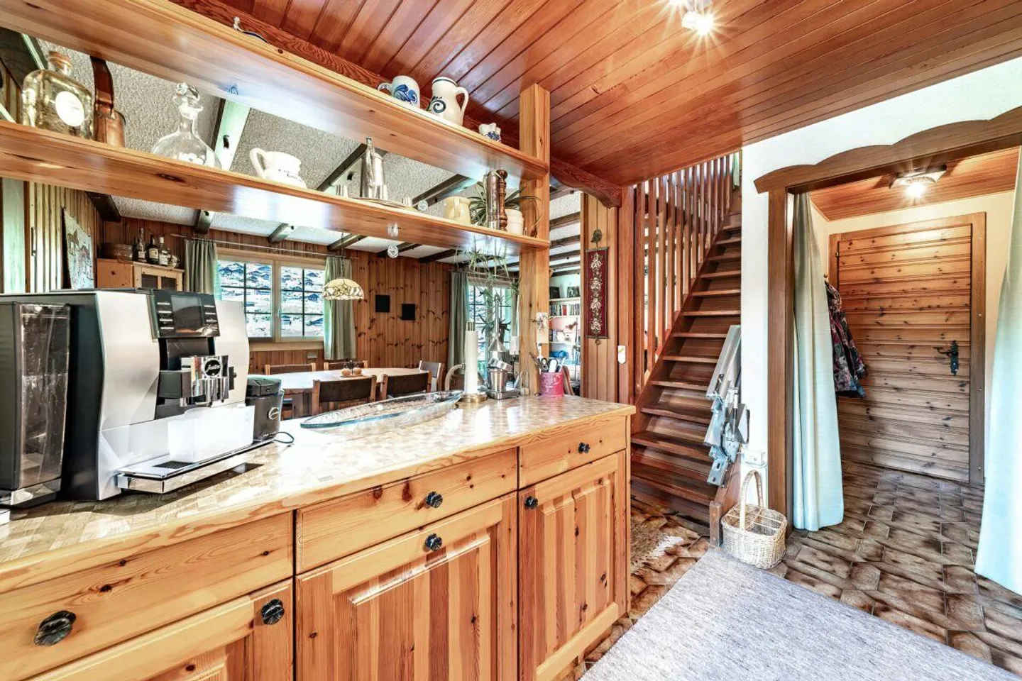 Charming Chalet with Stunning Views - Photo 14 of 30