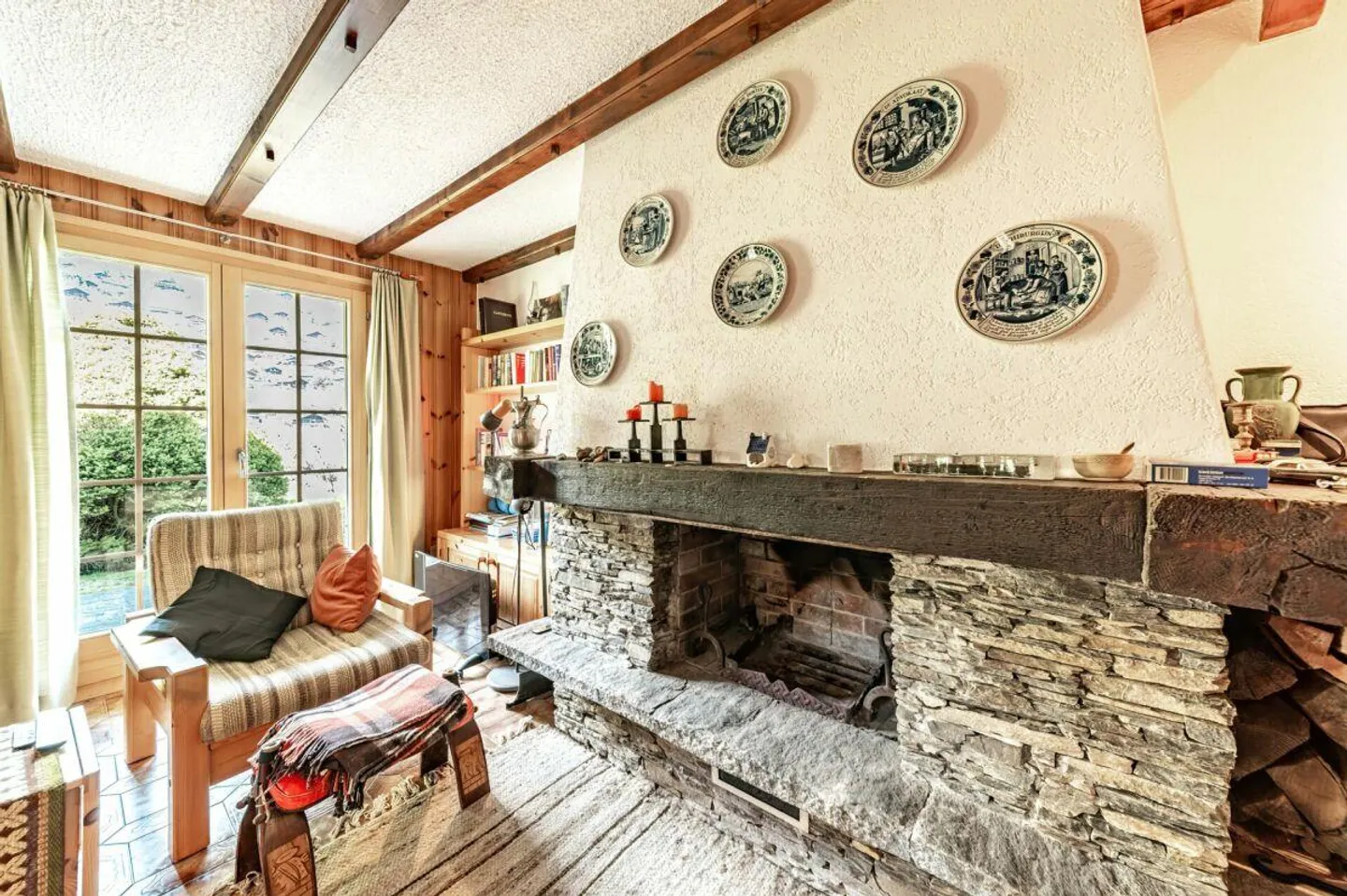 Charming Chalet with Stunning Views - Photo 17 of 30