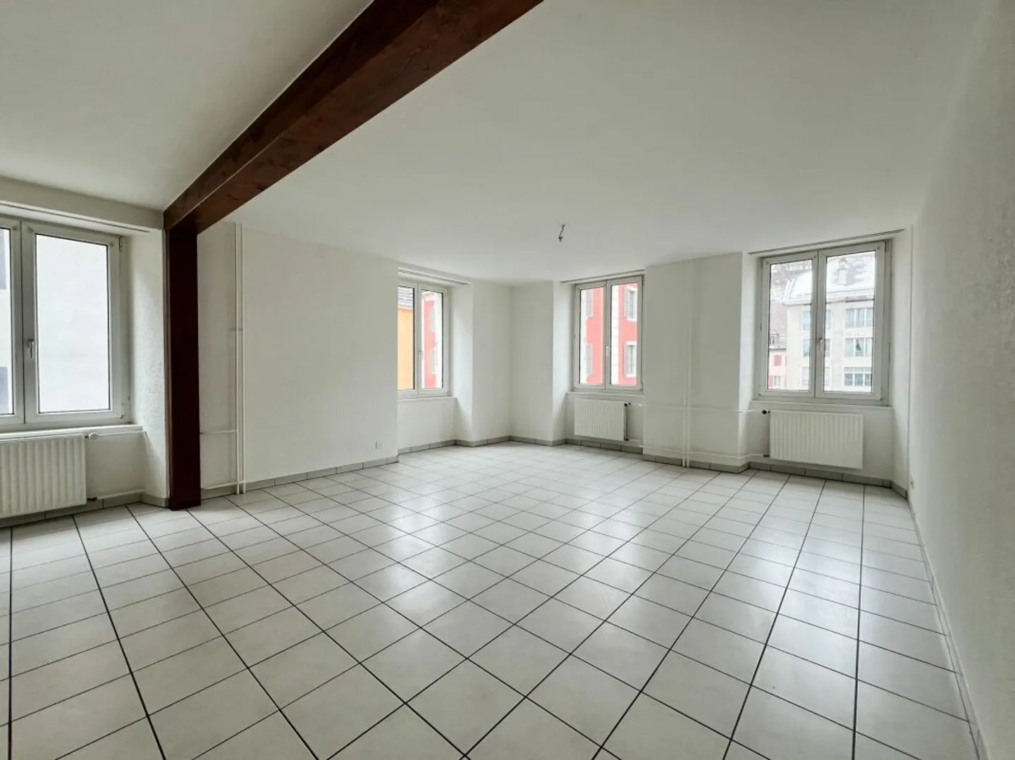 Appartement à louer - Photo 3 sur 6