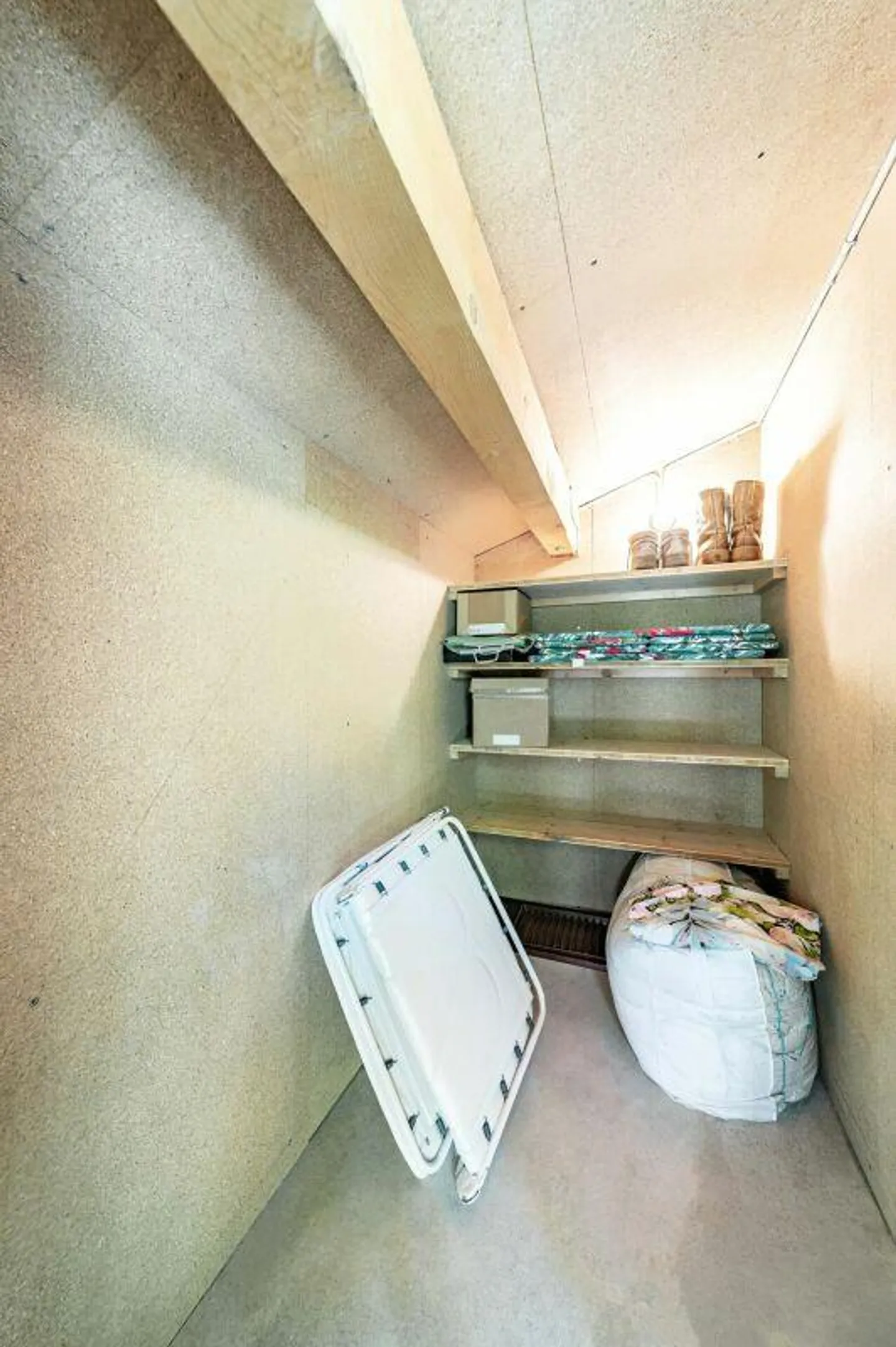 Charming Chalet with Stunning Views - Photo 23 of 30